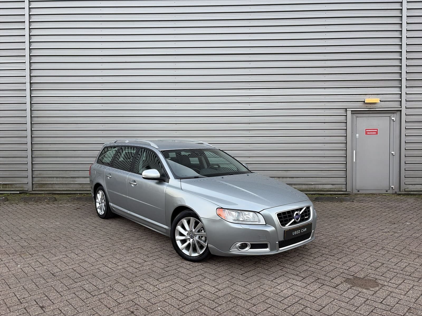 Volvo V70 T4 R-Edition Automaat / Plus Line / Dakrails / Trekhaak / thumbnail 31