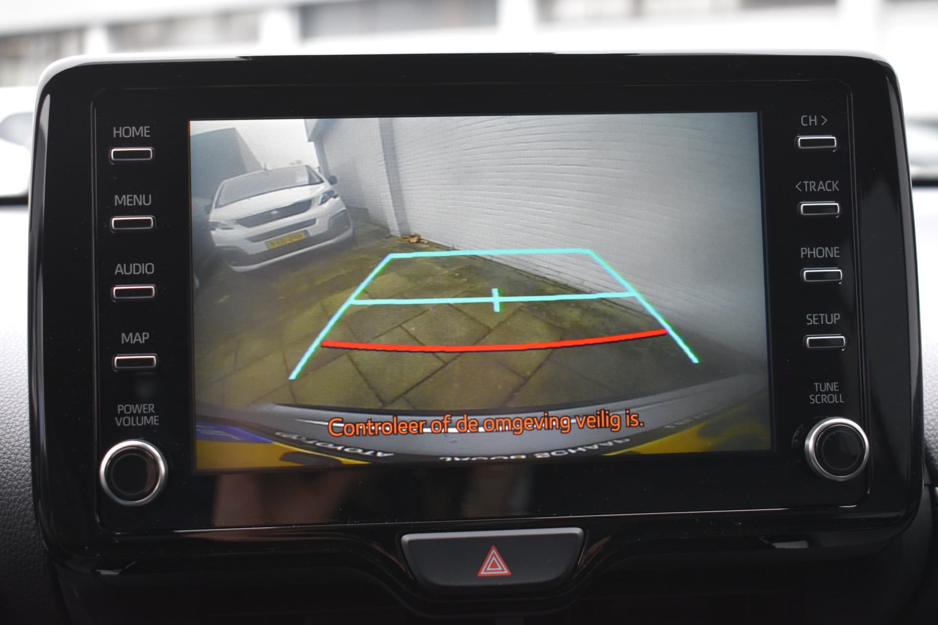 Toyota Yaris Cross 1.5 Hybrid Dynamic Limited Automaat 116pk thumbnail 17