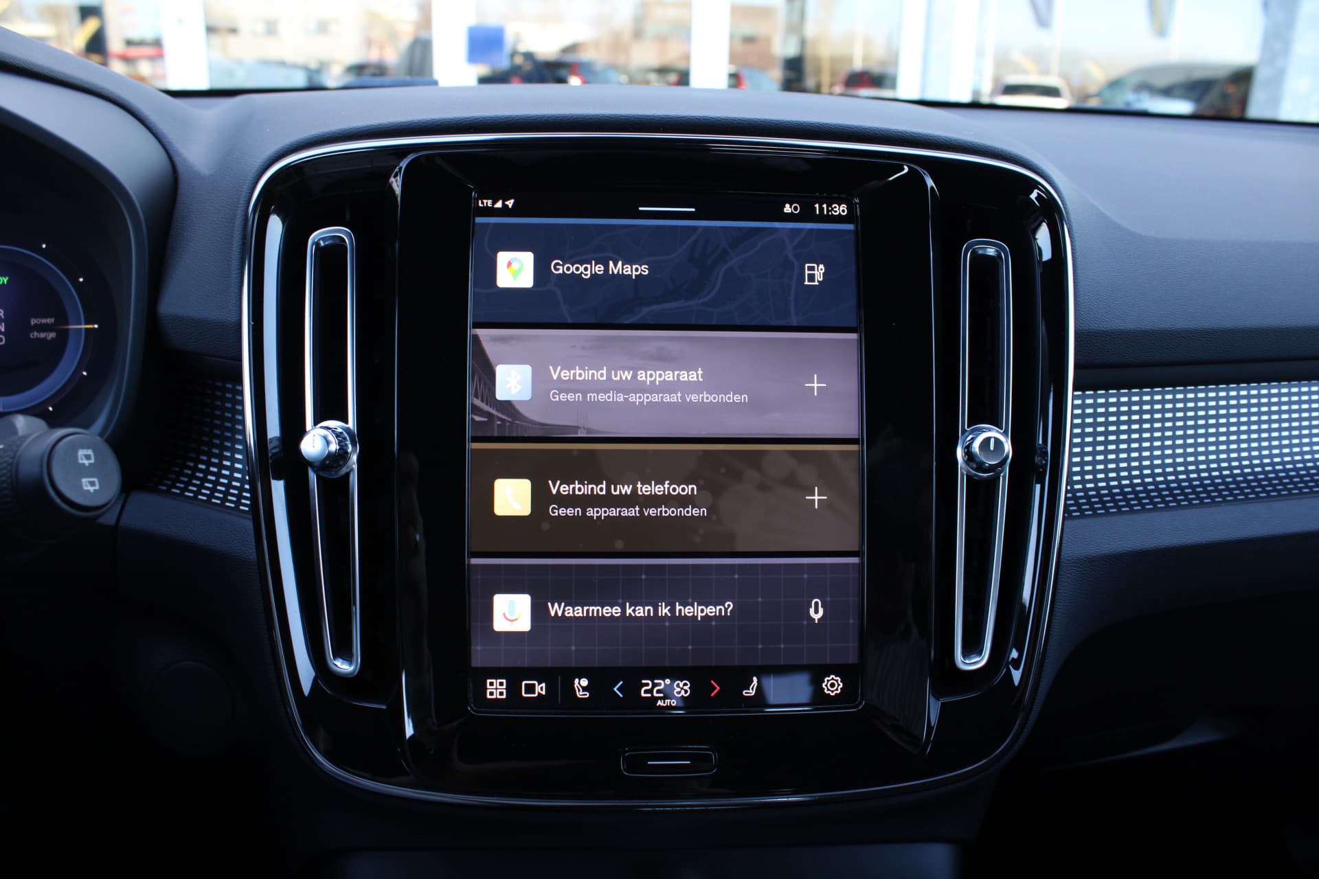 Volvo XC40 Recharge Twin Plus thumbnail 24