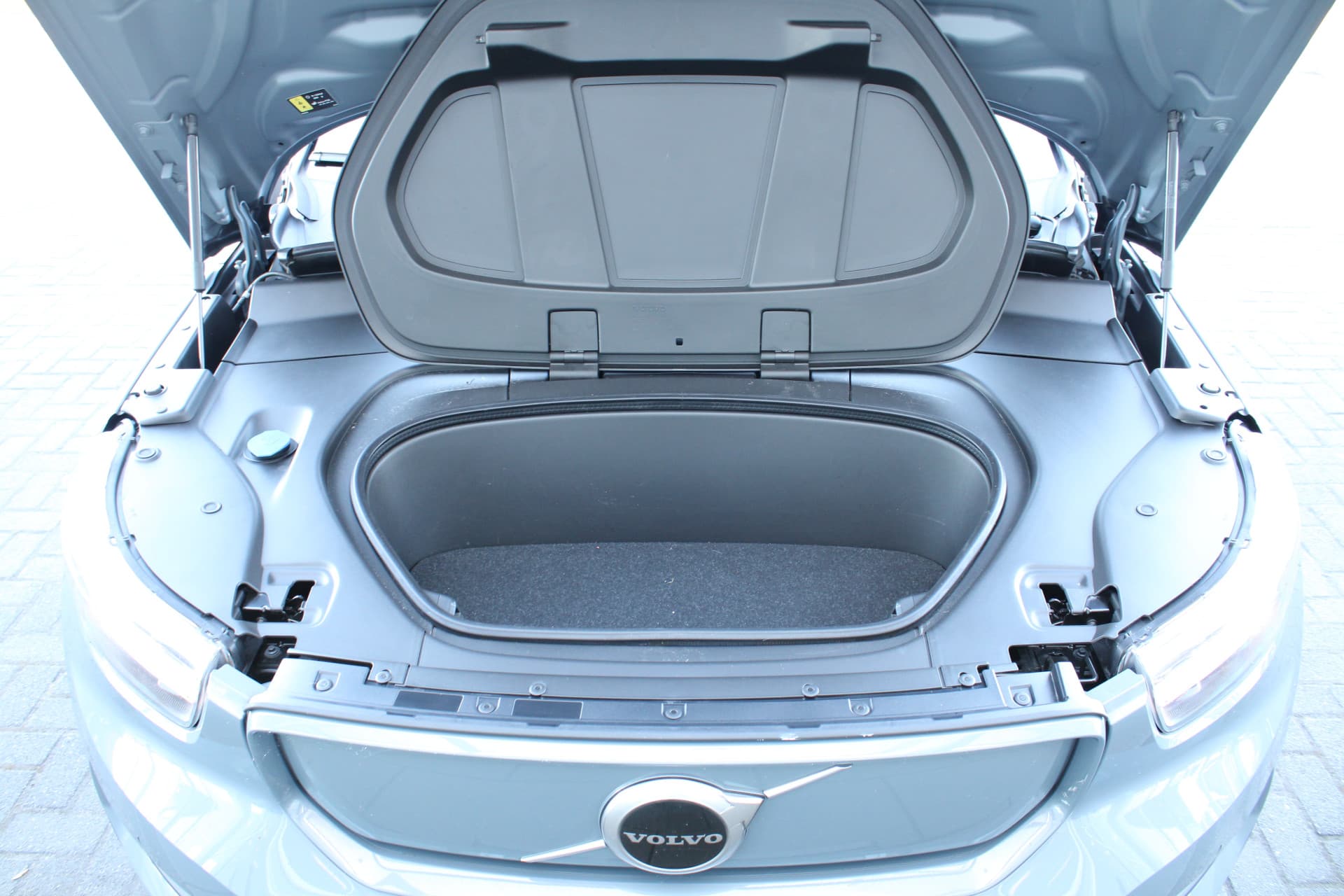 Volvo XC40 Recharge Twin Plus thumbnail 37