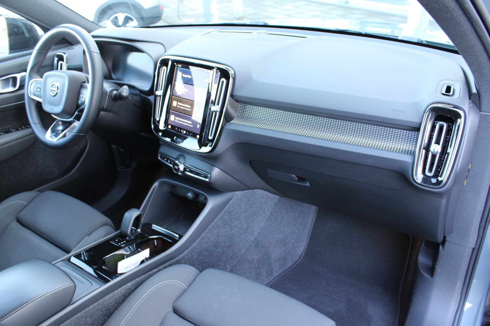 Volvo XC40 Recharge Twin Plus thumbnail 51