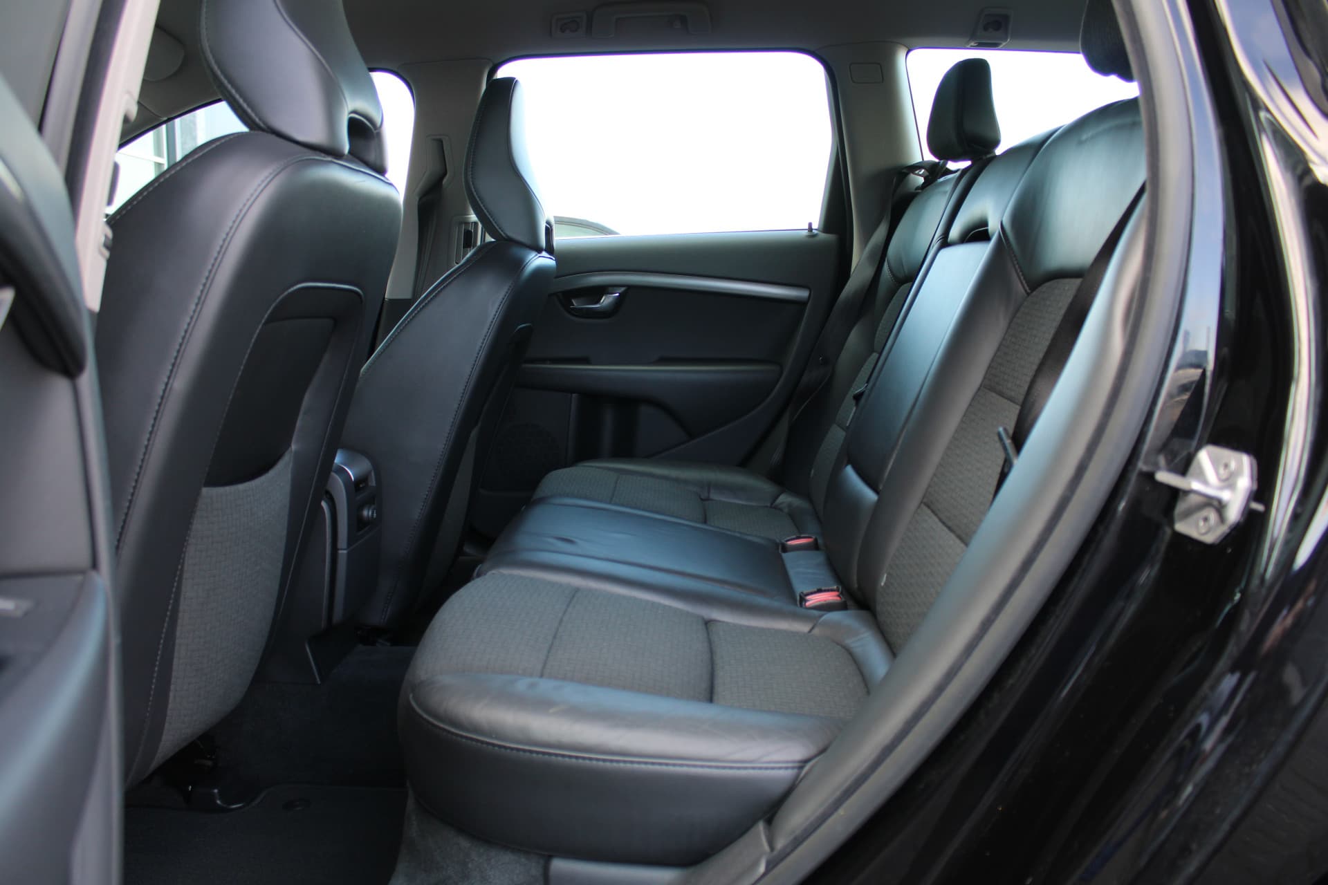 Volvo V70 D2 Dynamic Edition thumbnail 15