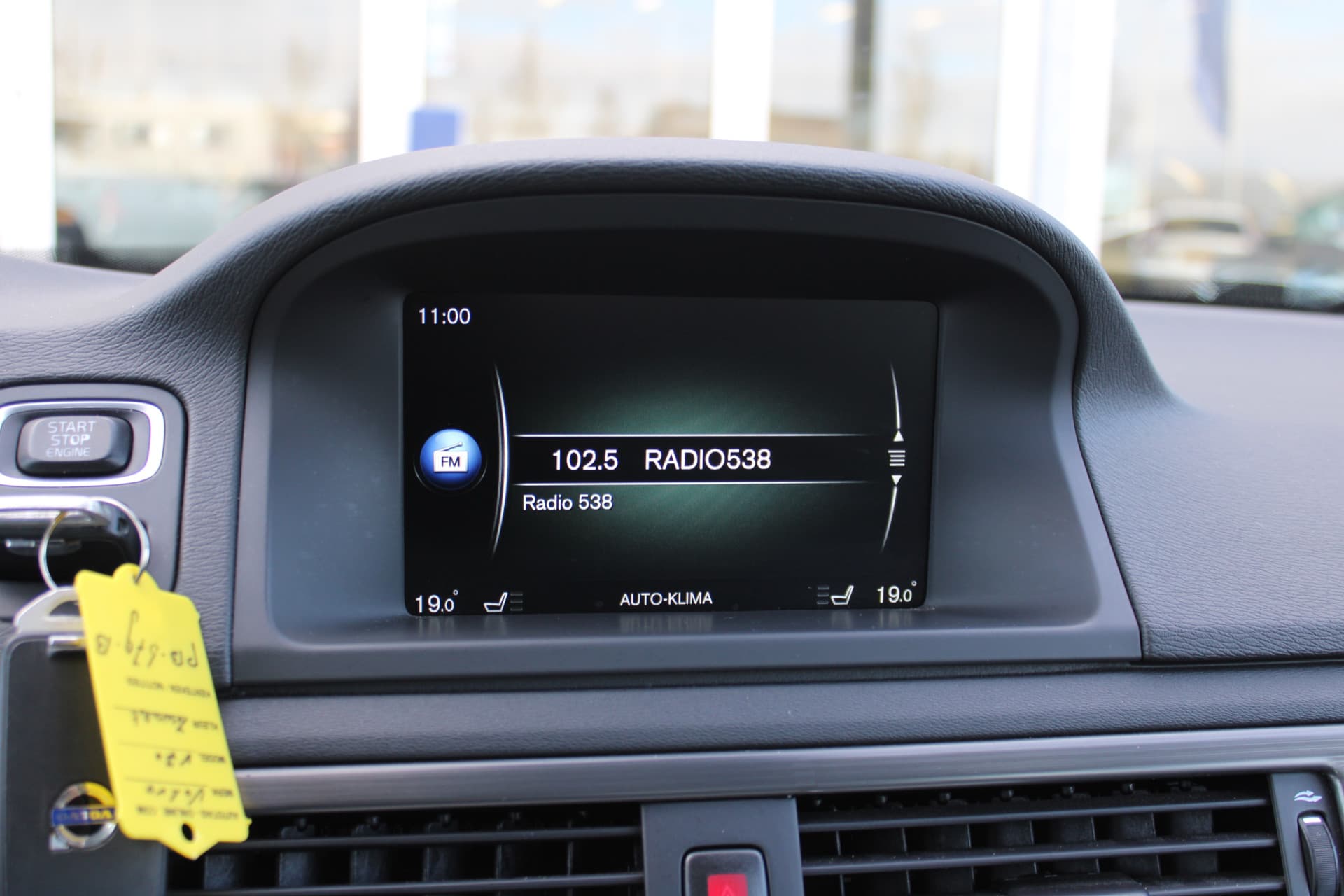 Volvo V70 D2 Dynamic Edition thumbnail 25