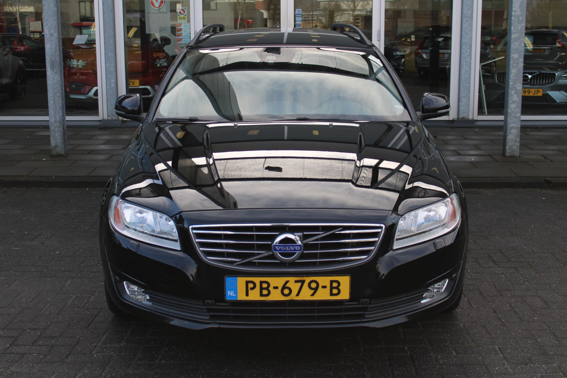 Volvo V70 D2 Dynamic Edition thumbnail 34