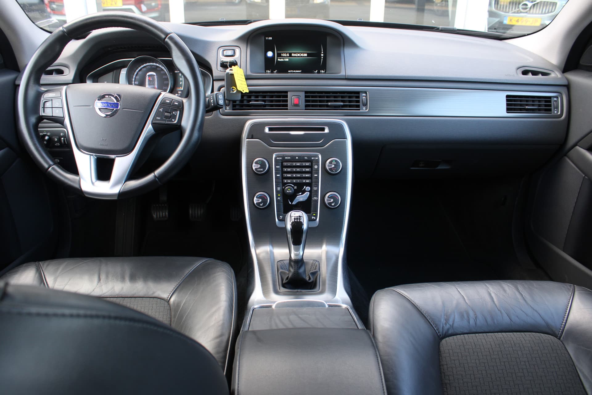 Volvo V70 D2 Dynamic Edition thumbnail 39