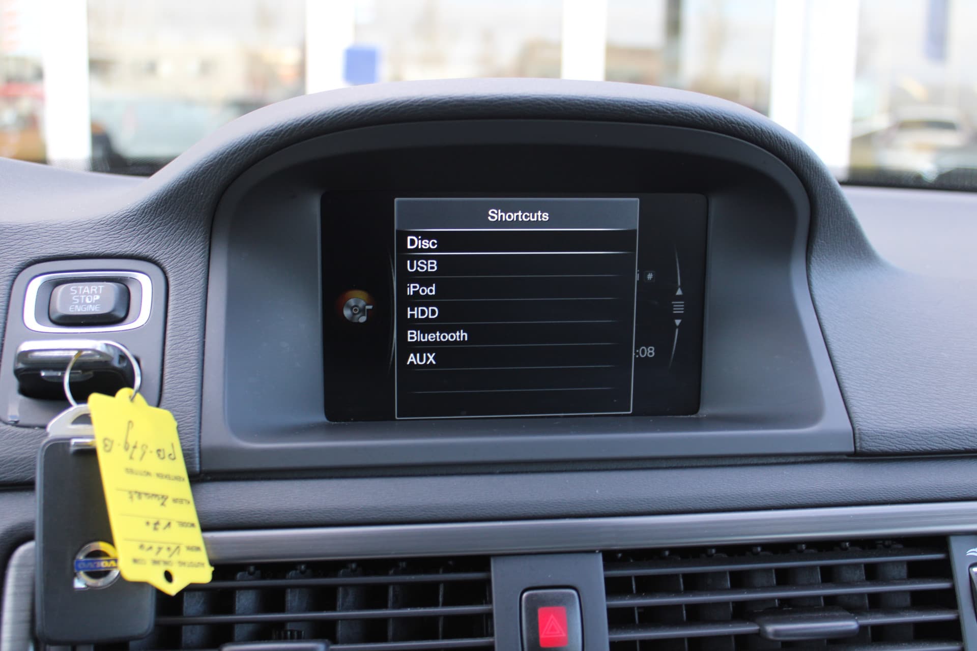 Volvo V70 D2 Dynamic Edition thumbnail 45