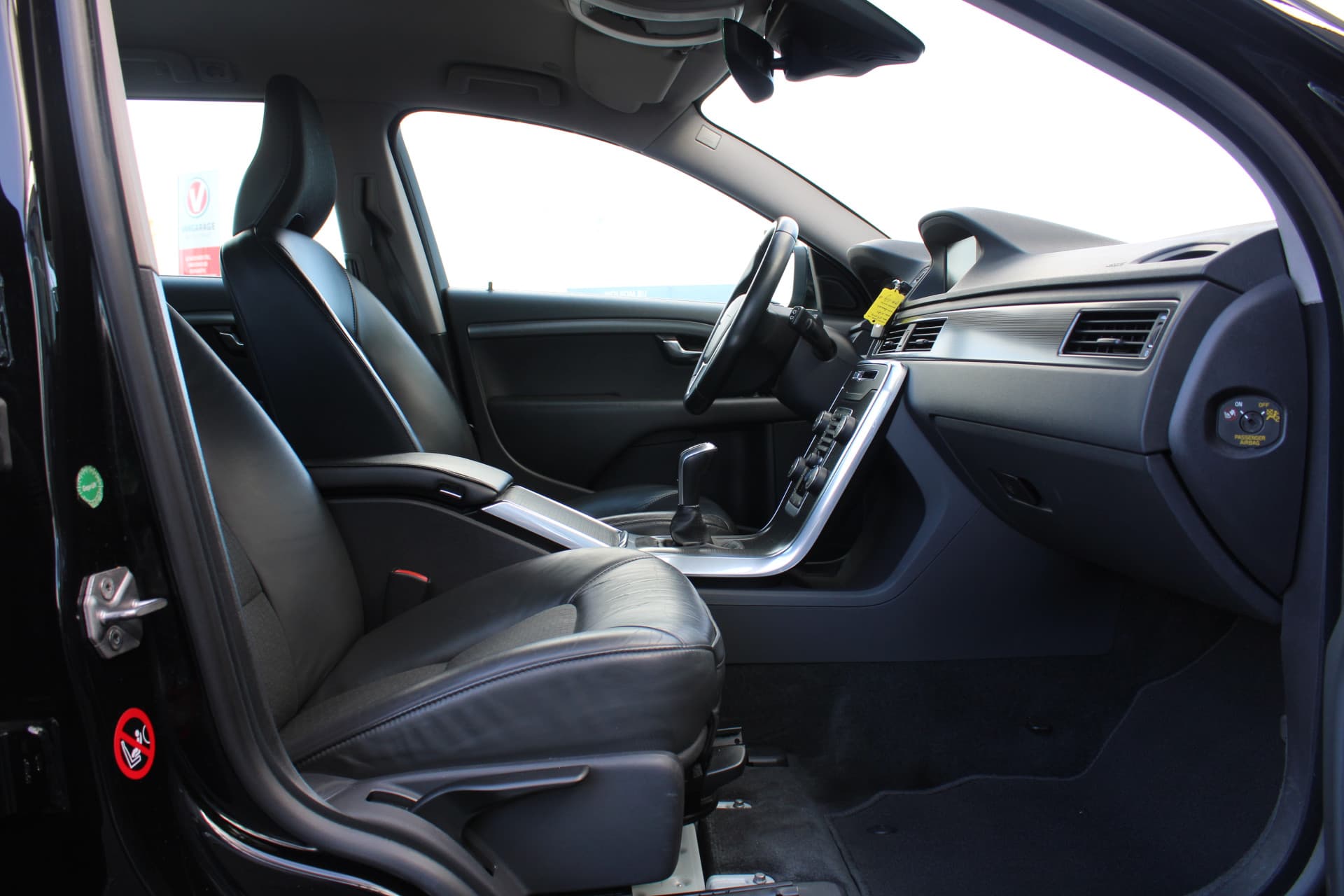 Volvo V70 D2 Dynamic Edition thumbnail 49