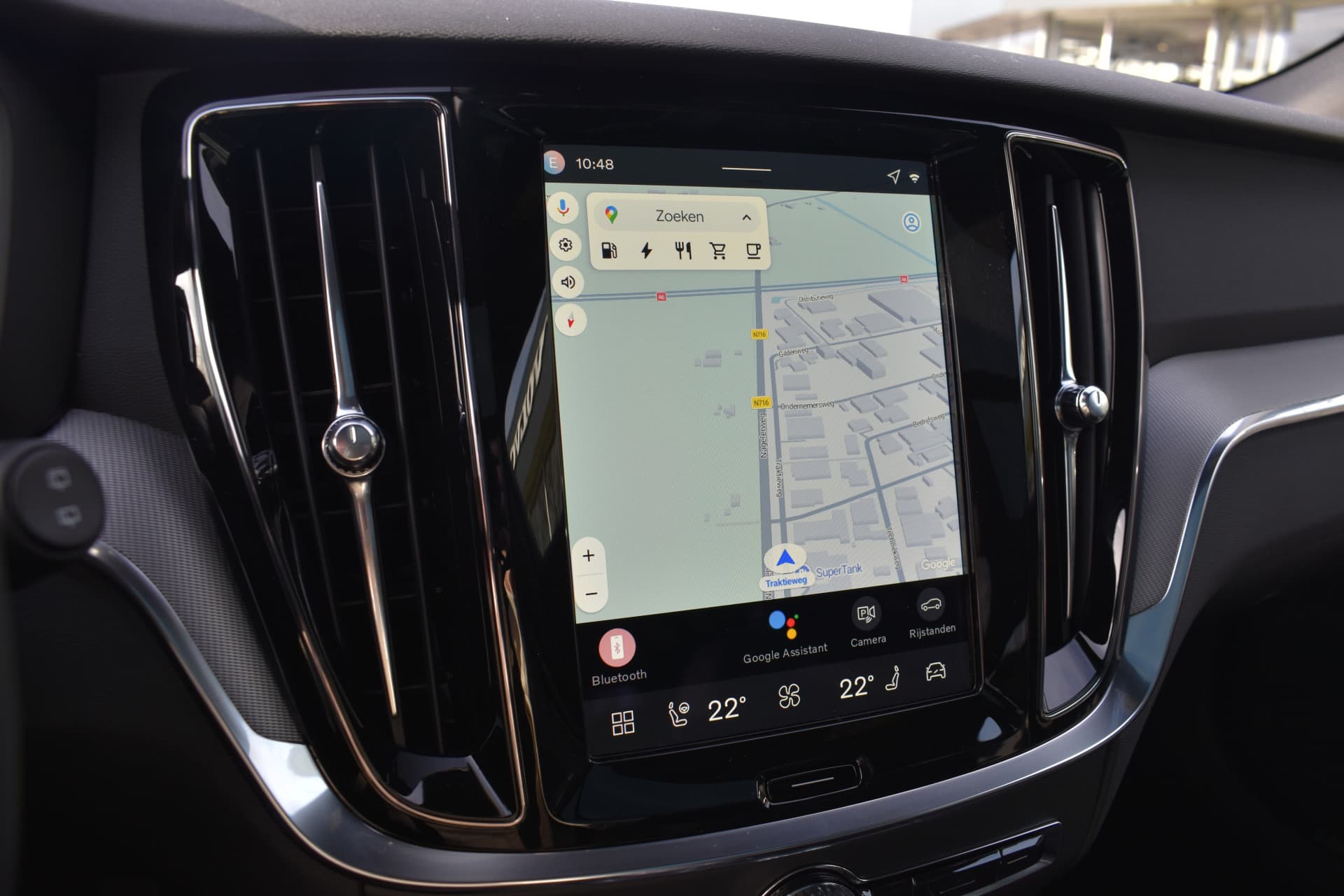 Volvo V60 T6 AWD 350PK Plug-in Hybrid Plus Dark thumbnail 43