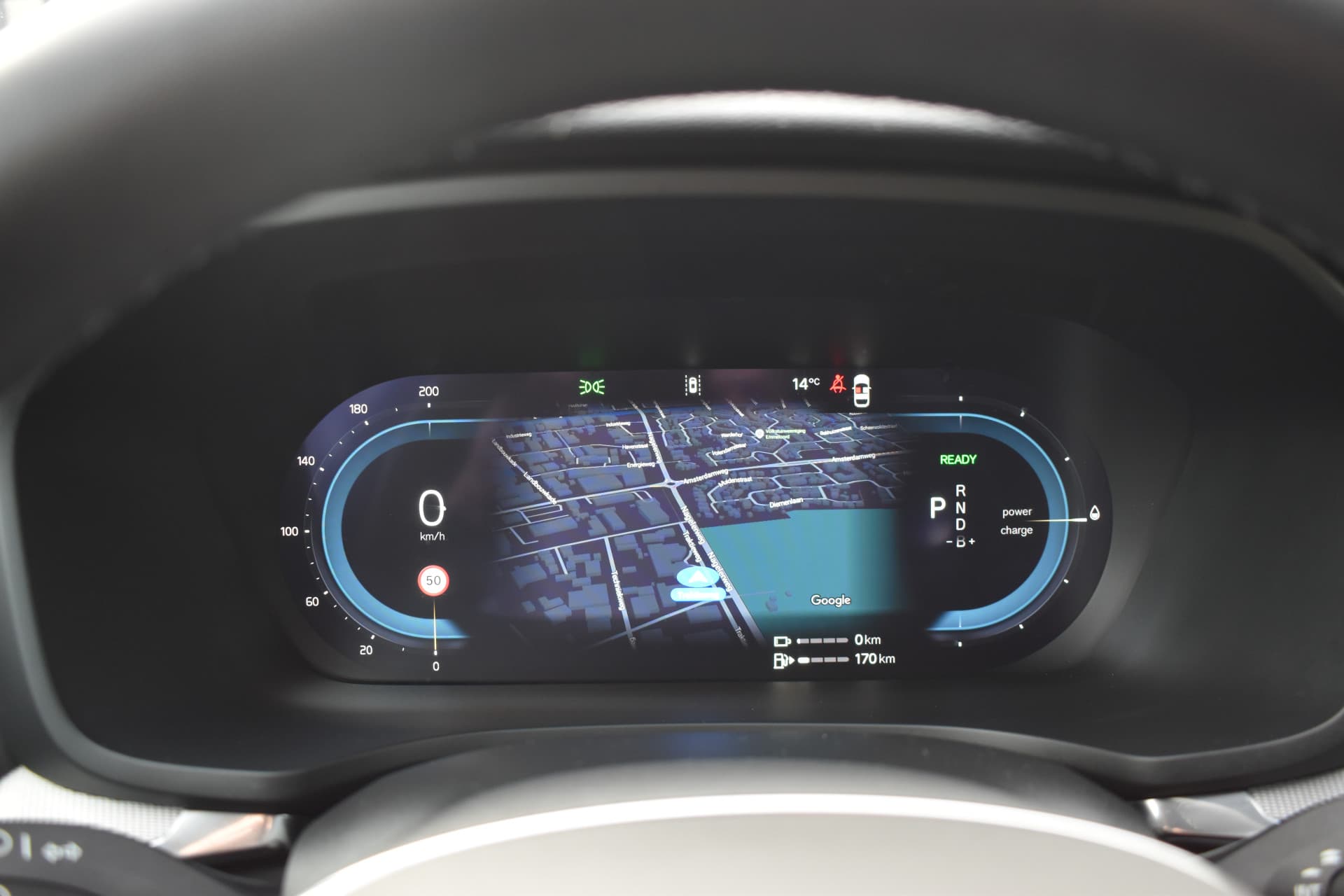 Volvo V60 T6 AWD 350PK Plug-in Hybrid Plus Dark thumbnail 36