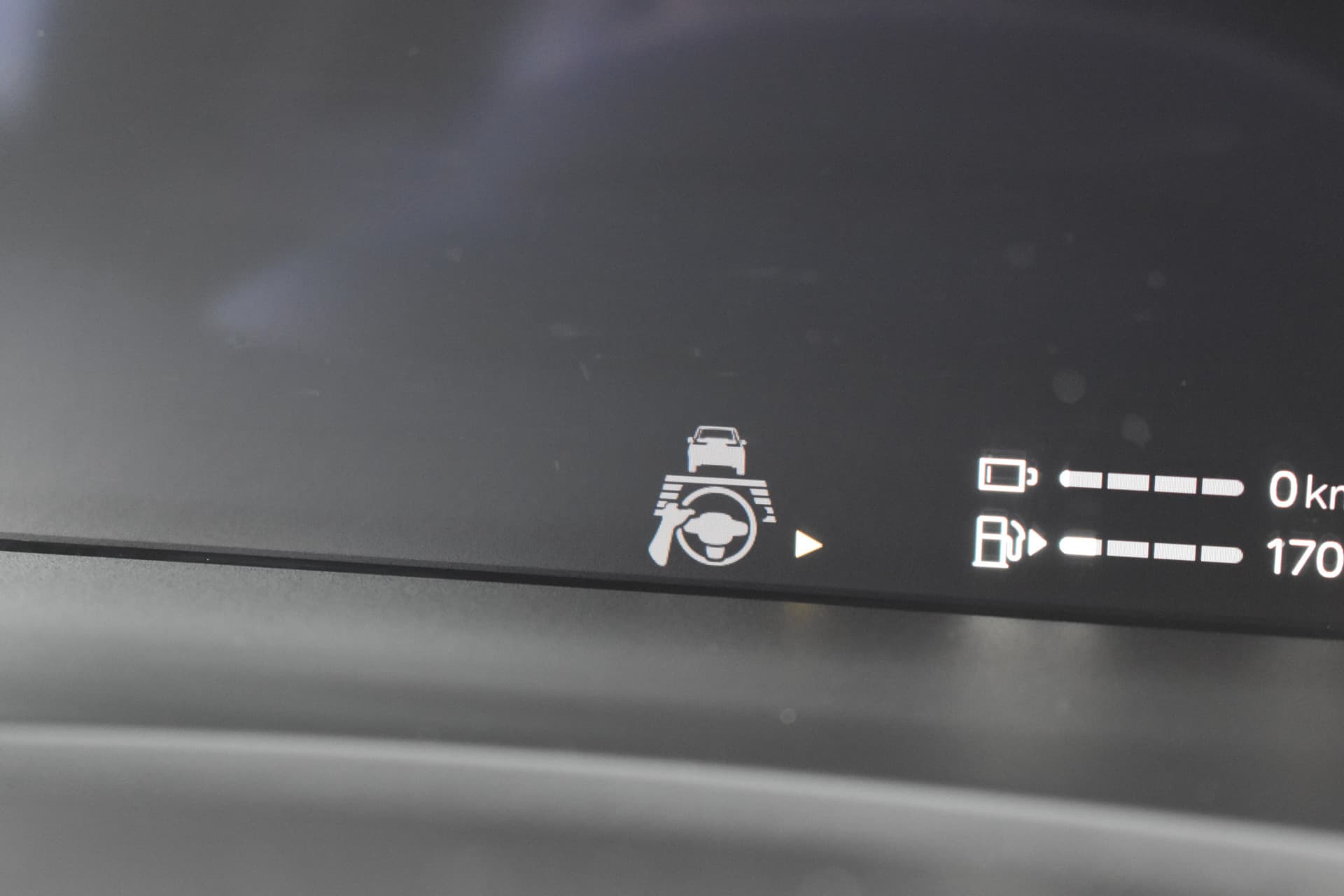 Volvo V60 T6 AWD 350PK Plug-in Hybrid Plus Dark thumbnail 40