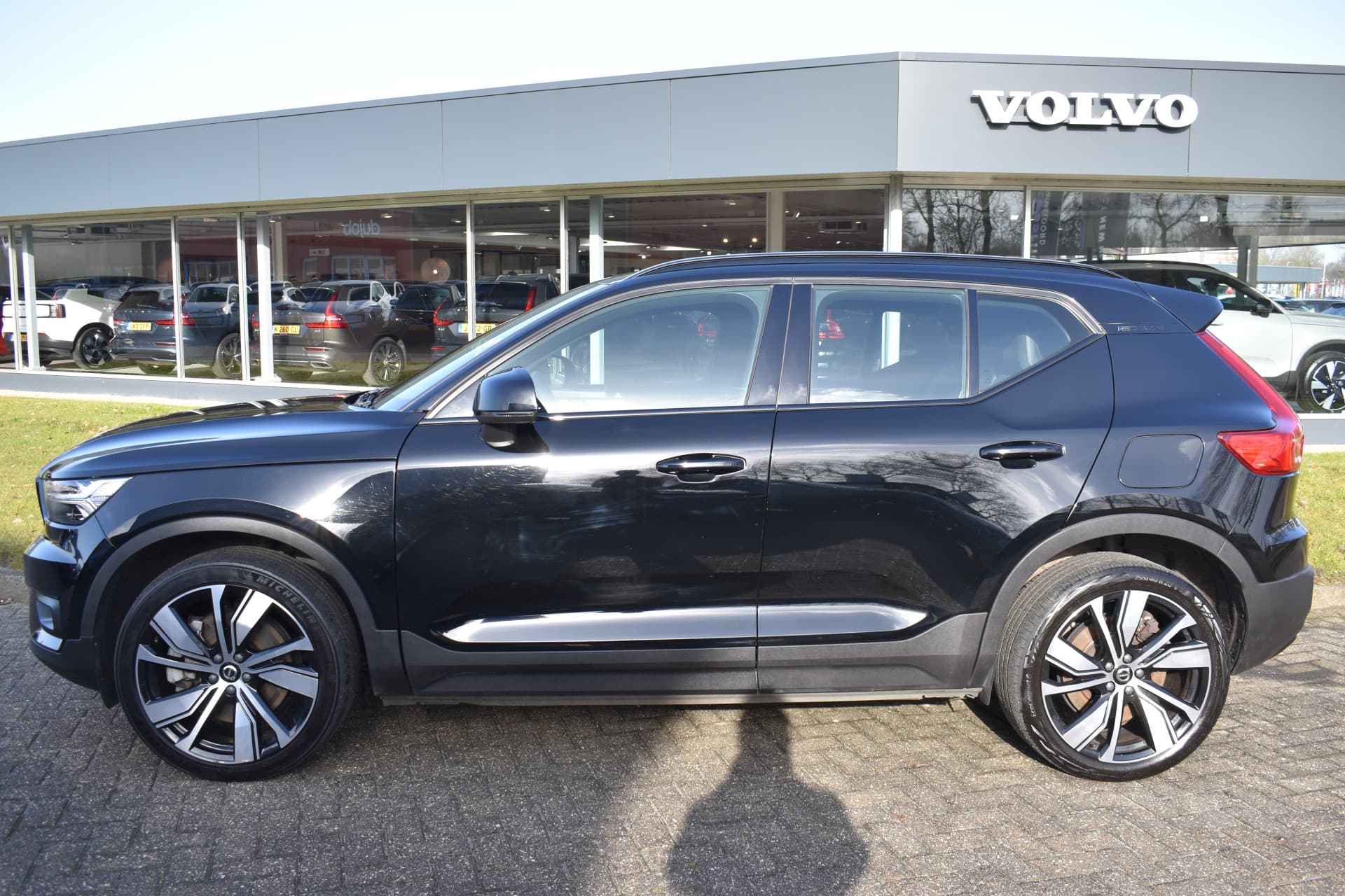 Volvo XC40 Recharge AWD 408PK R-Design thumbnail 6