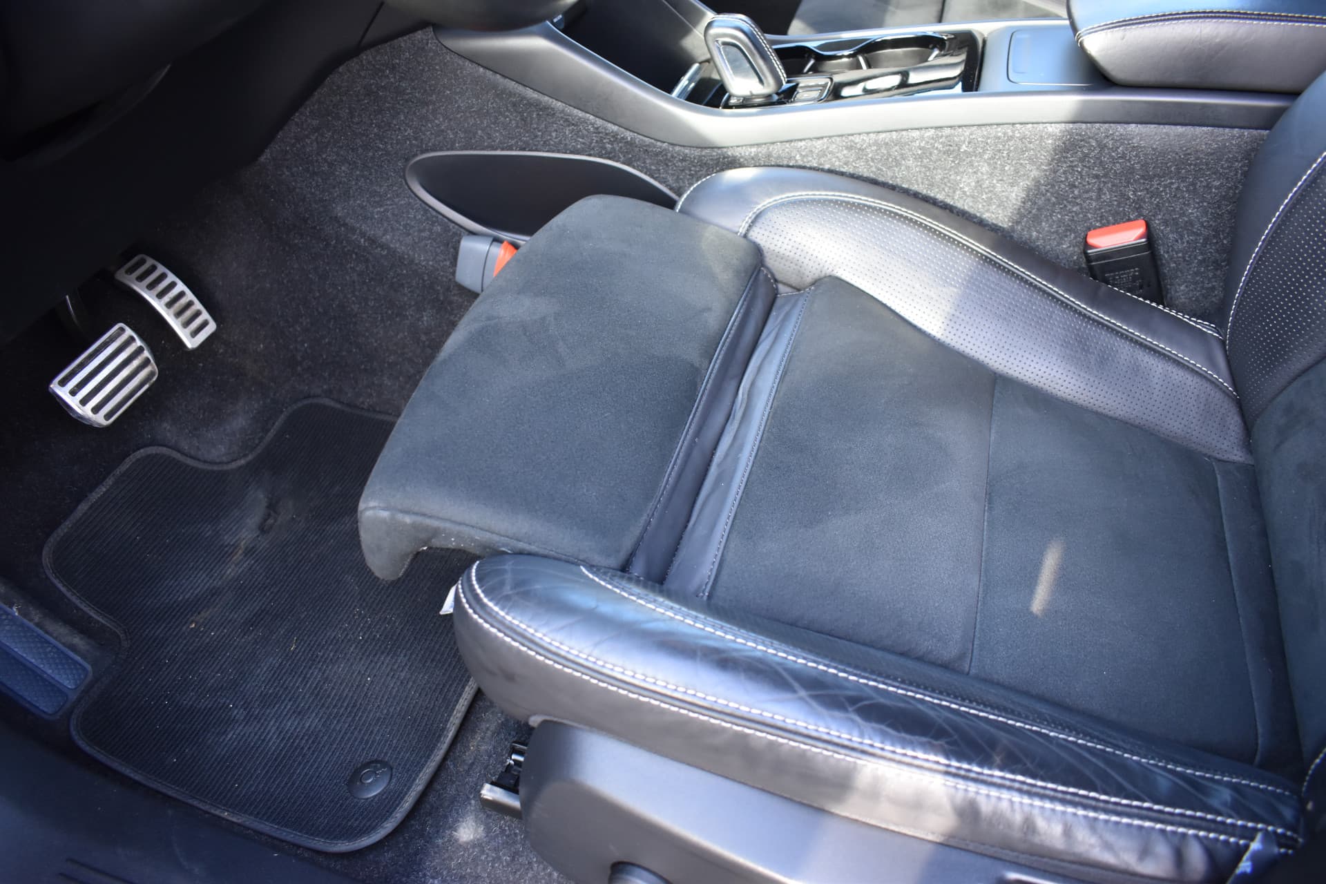 Volvo XC40 Recharge AWD 408PK R-Design thumbnail 23