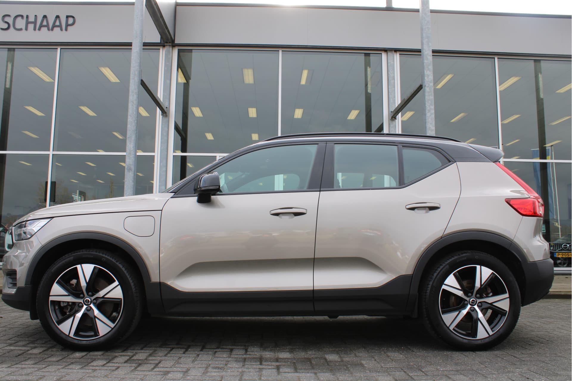 Volvo XC40 T4 Recharge Inscription thumbnail 2