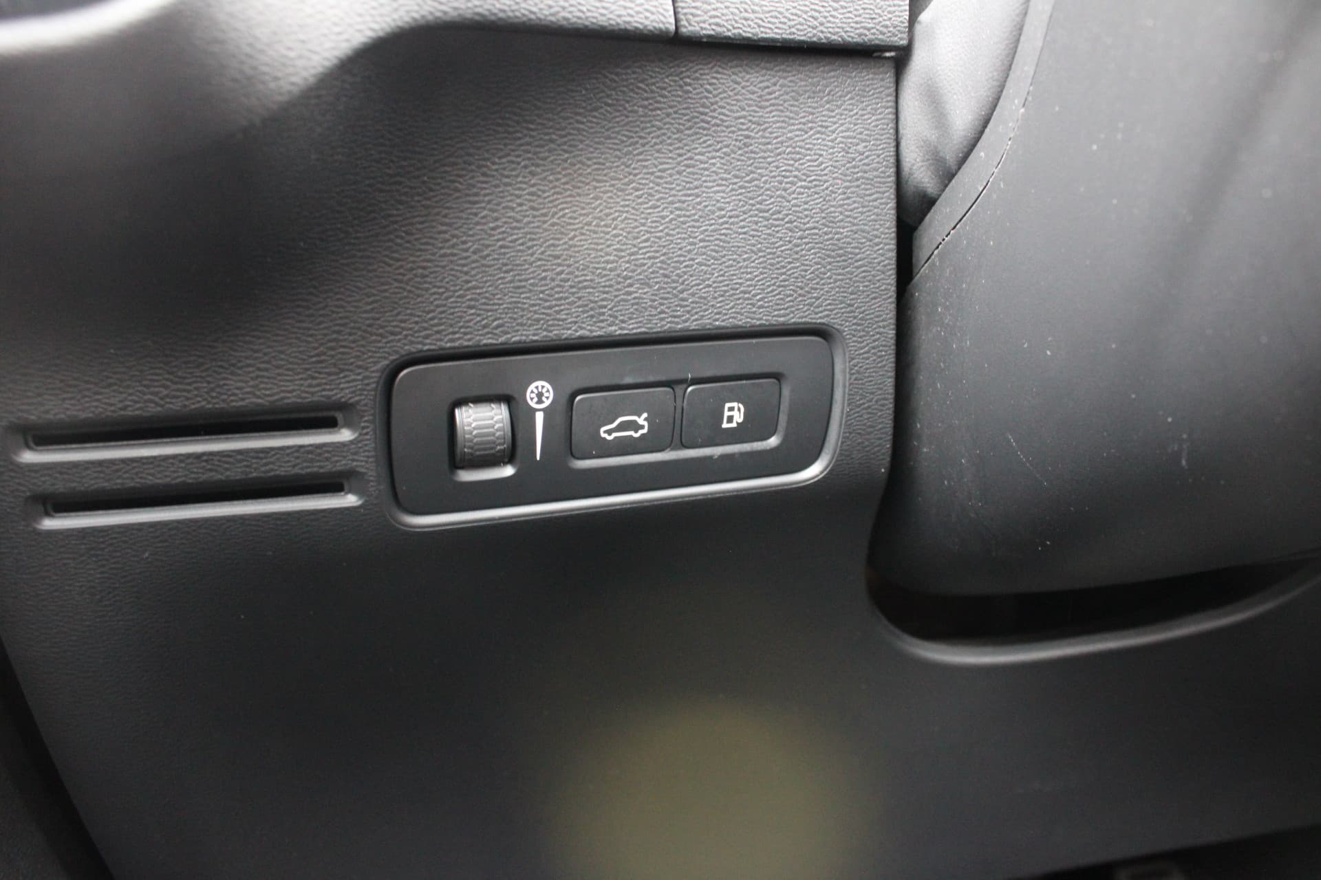 Volvo XC40 T4 Recharge Inscription thumbnail 23