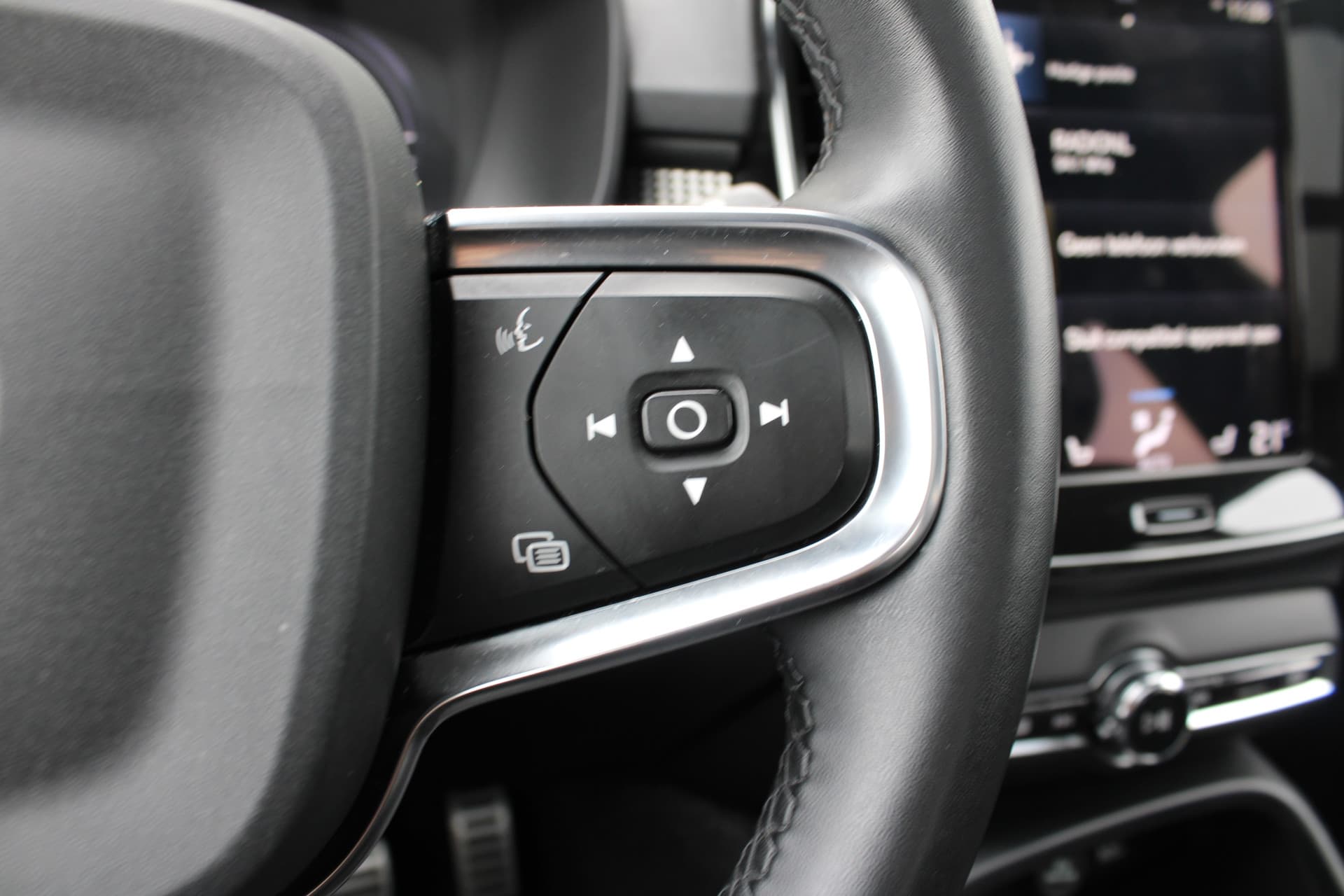 Volvo XC40 T4 Recharge Inscription thumbnail 27