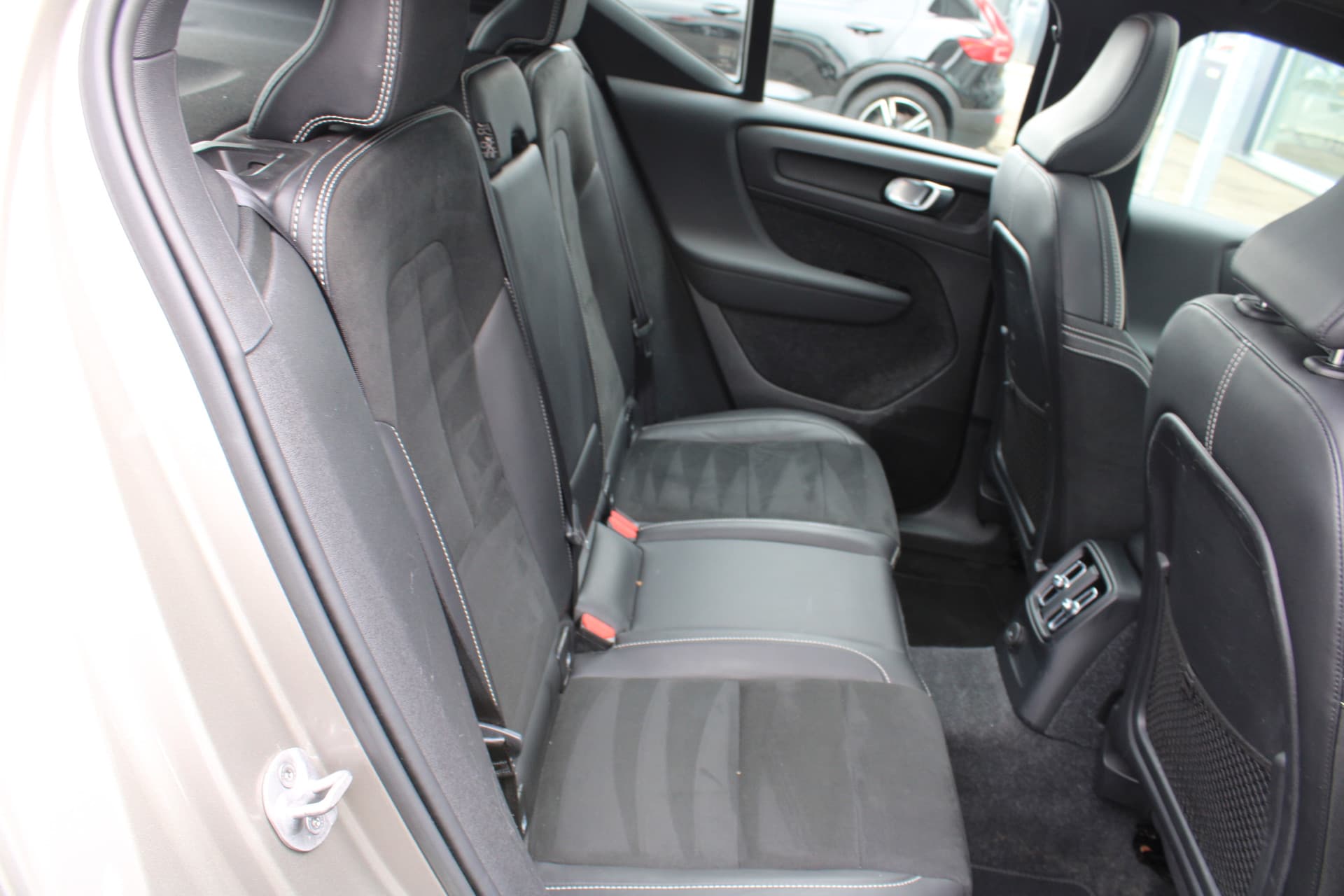 Volvo XC40 T4 Recharge Inscription thumbnail 39