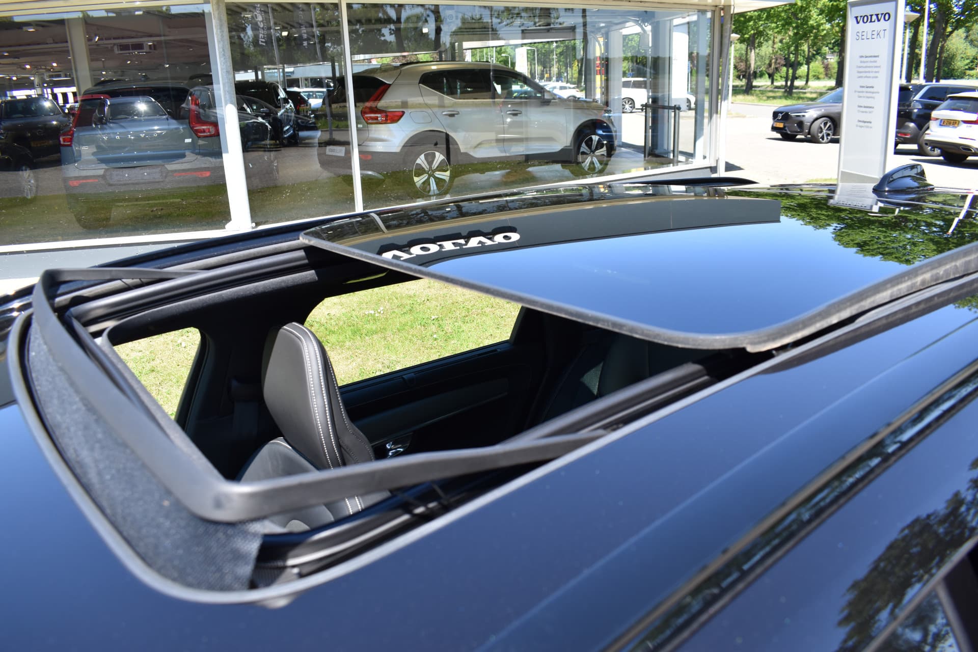 Volvo V90 T8 AWD 390PK Inscription Exclusive thumbnail 13