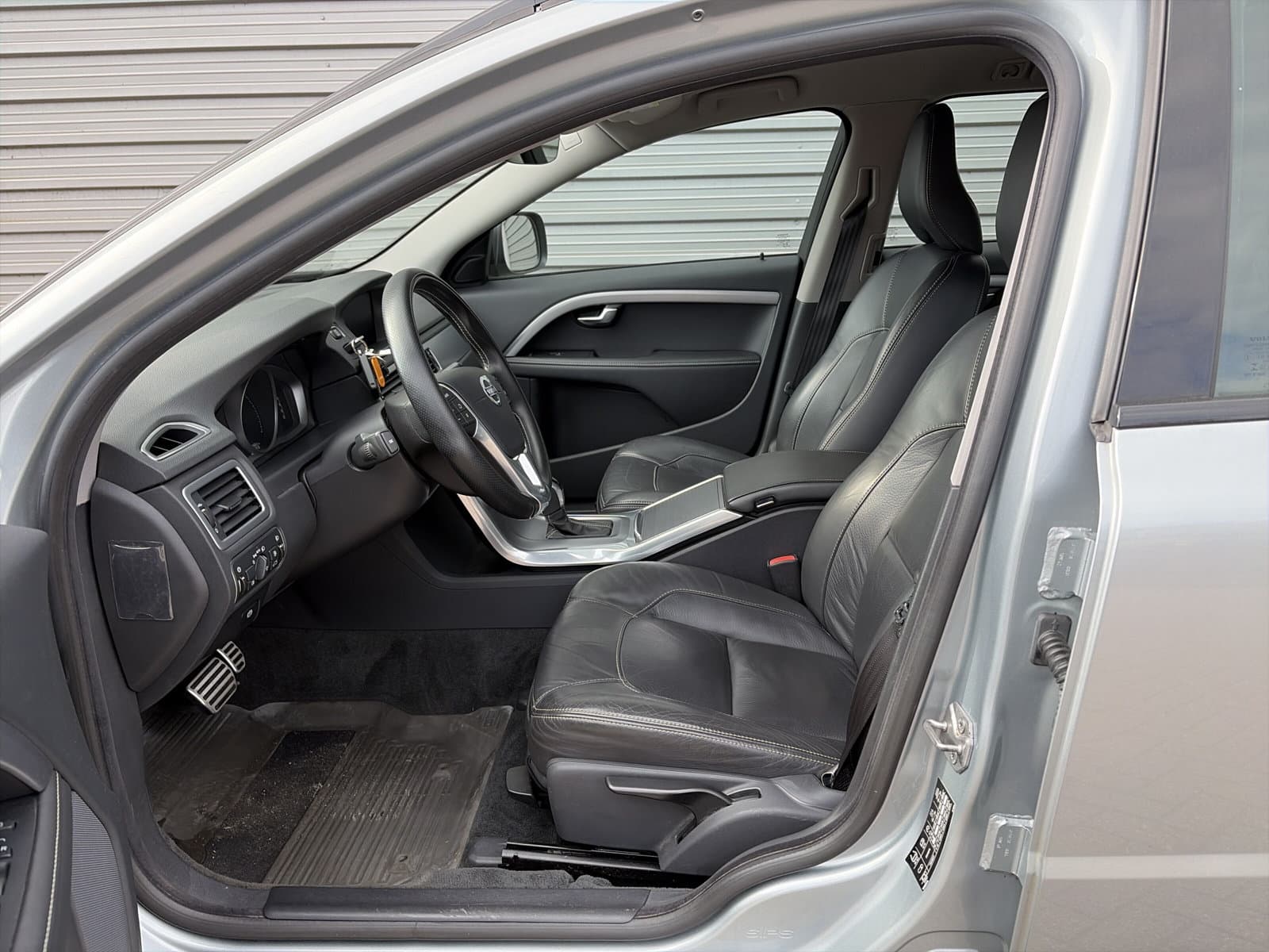 Volvo XC70 T5 Dynamic Edition / Stoelverwarming / Cruise control / Lederen bekleding / thumbnail 8