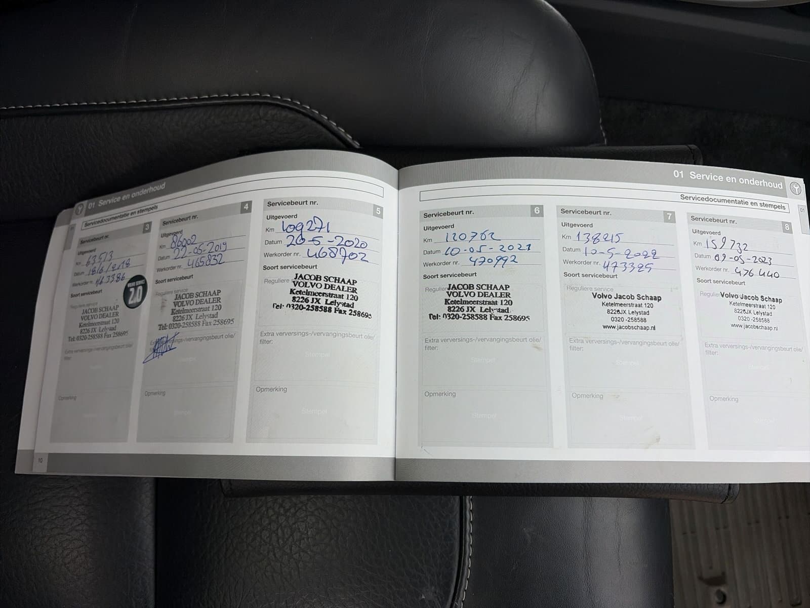 Volvo XC70 T5 Dynamic Edition / Stoelverwarming / Cruise control / Lederen bekleding / thumbnail 25