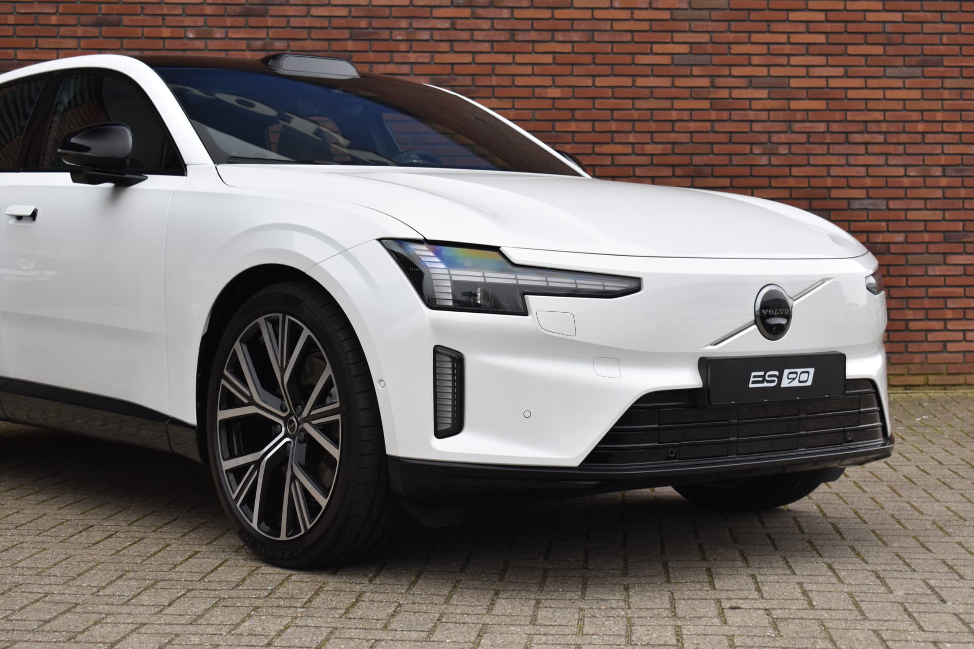 Volvo ES90 Extended Range 333PK Ultra 92 kWh thumbnail 2