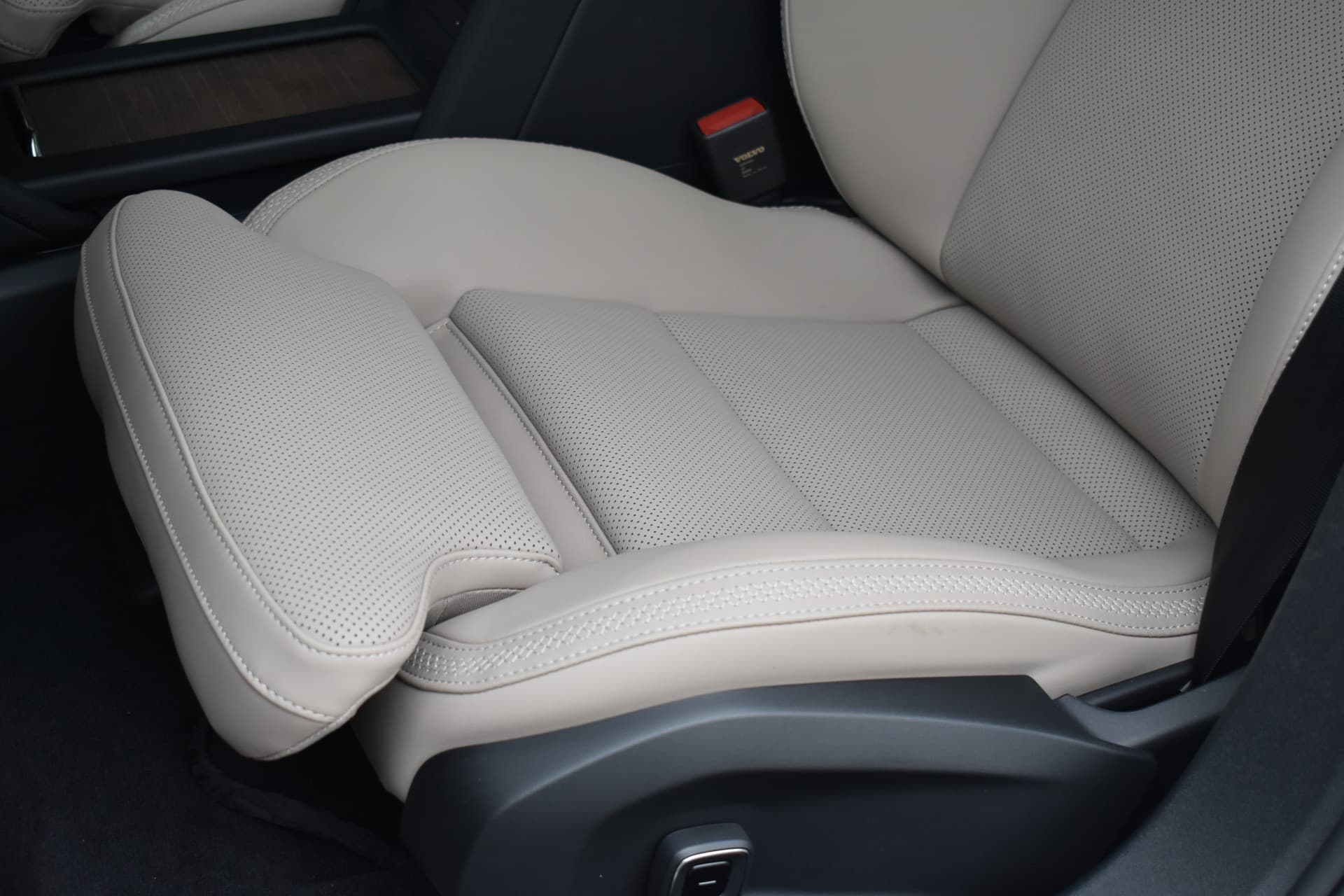 Volvo ES90 Extended Range 333PK Ultra 92 kWh thumbnail 17