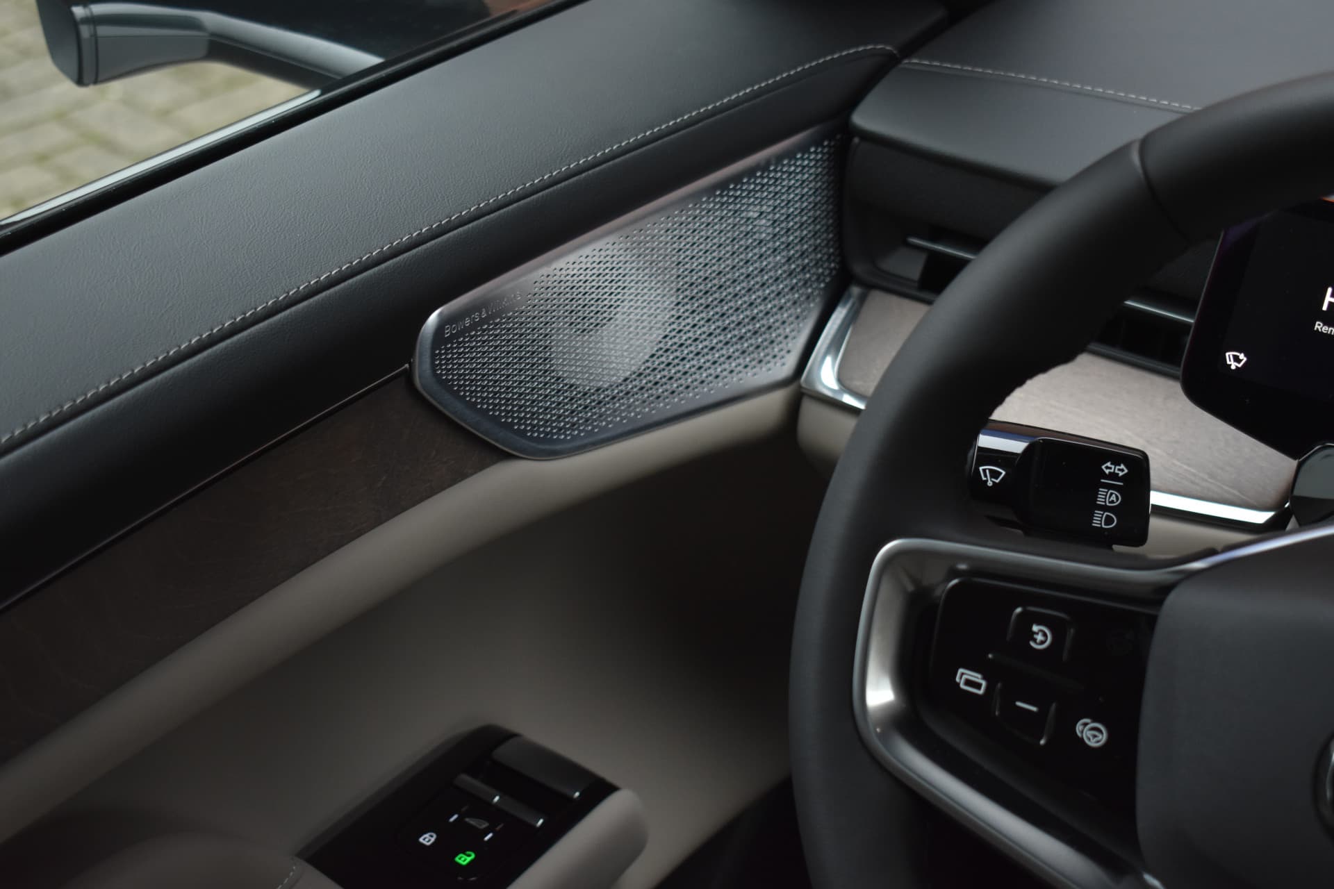 Volvo ES90 Extended Range 333PK Ultra 92 kWh thumbnail 28