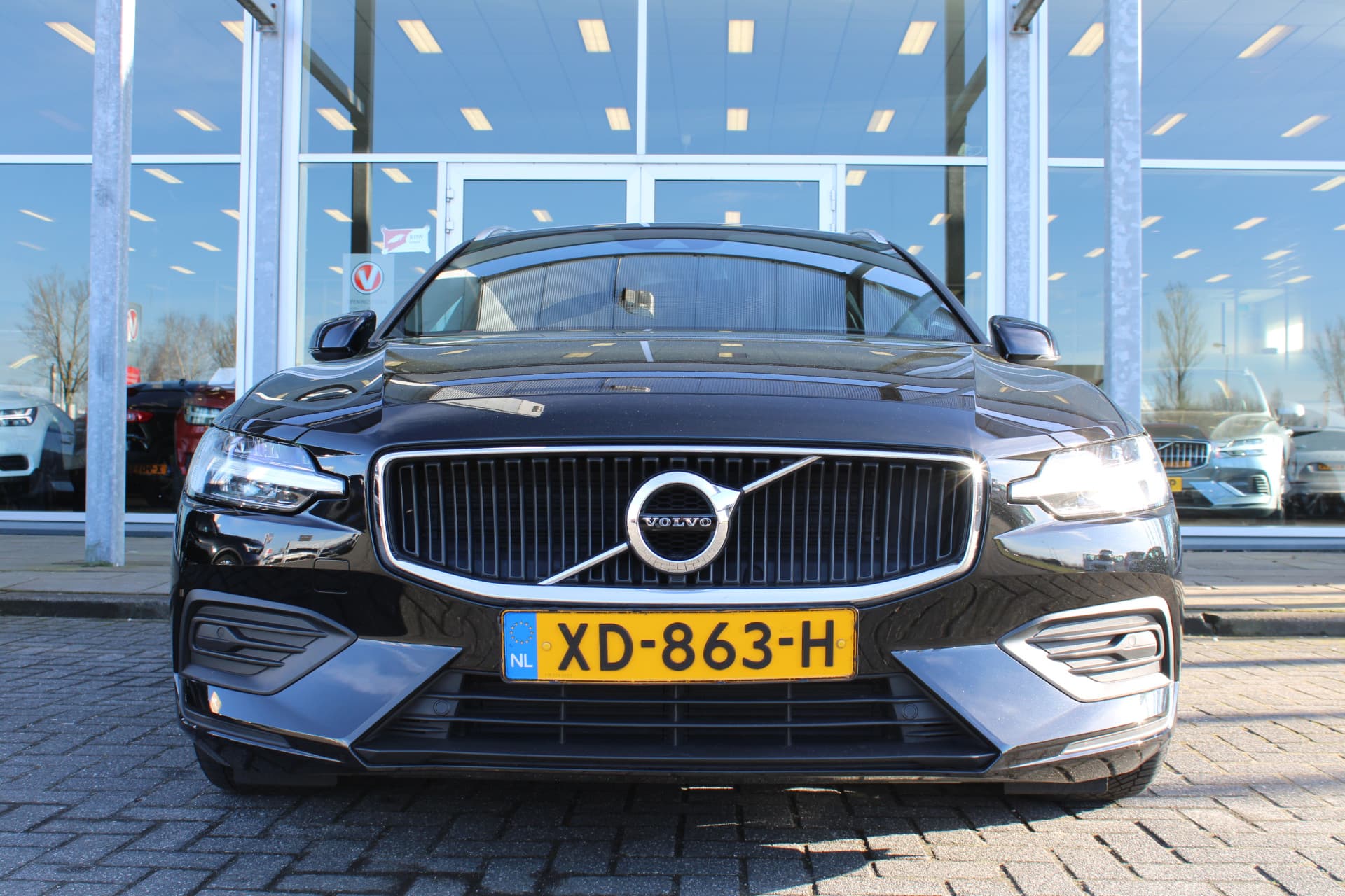 Volvo V60 T5 Automaat Momentum thumbnail 4