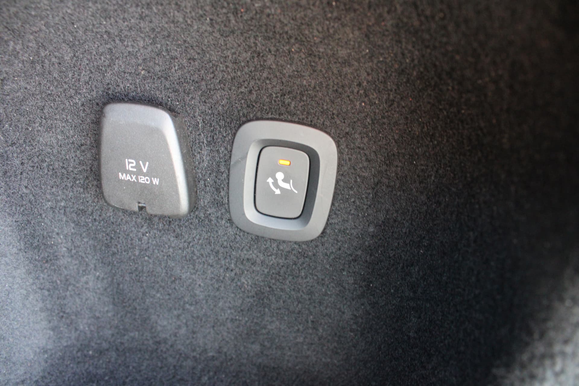 Volvo V60 T5 Automaat Momentum thumbnail 11