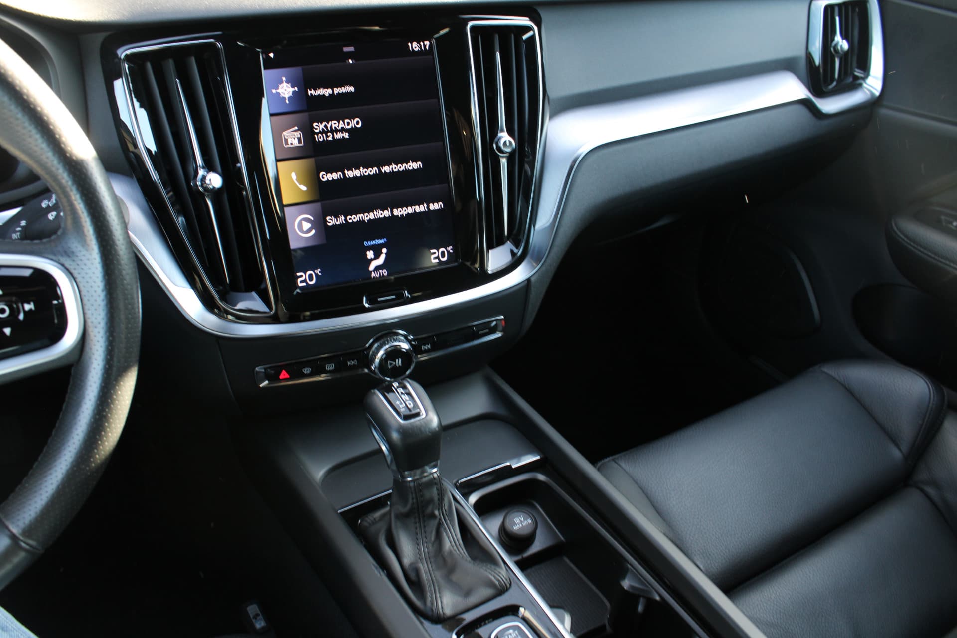 Volvo V60 T5 Automaat Momentum thumbnail 28