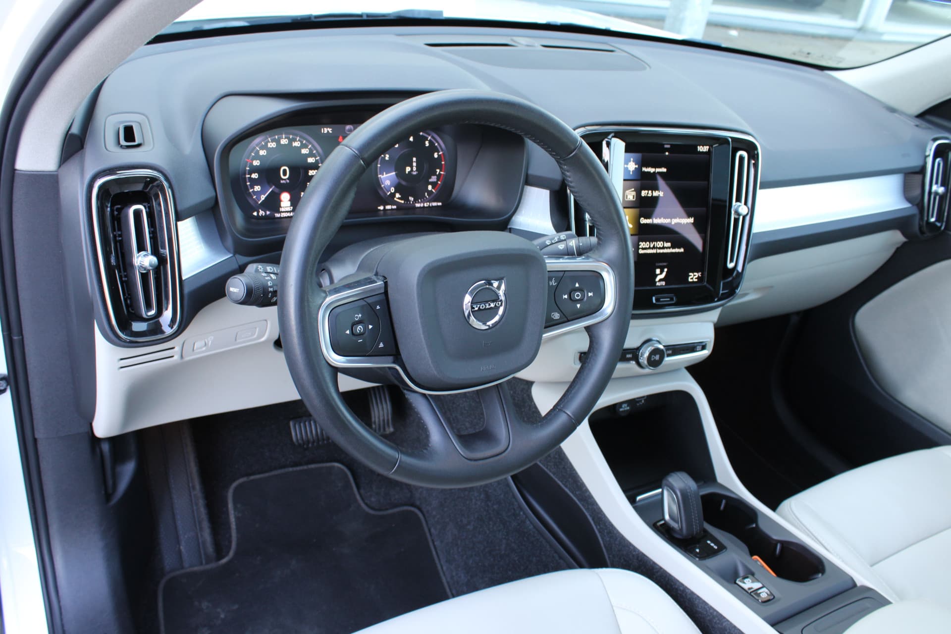 Volvo XC40 T2 Automaat Business Pro thumbnail 10