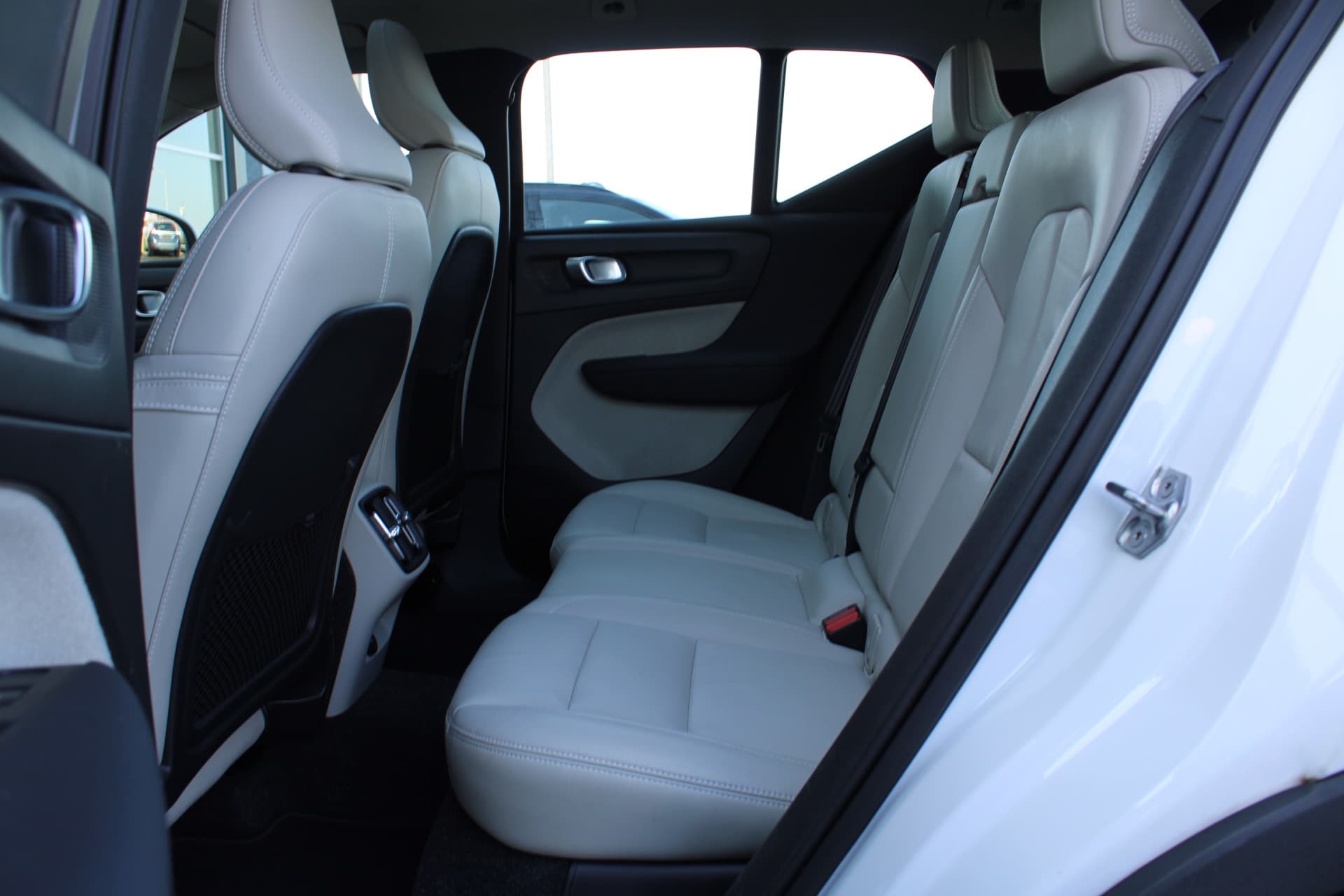 Volvo XC40 T2 Automaat Business Pro thumbnail 14