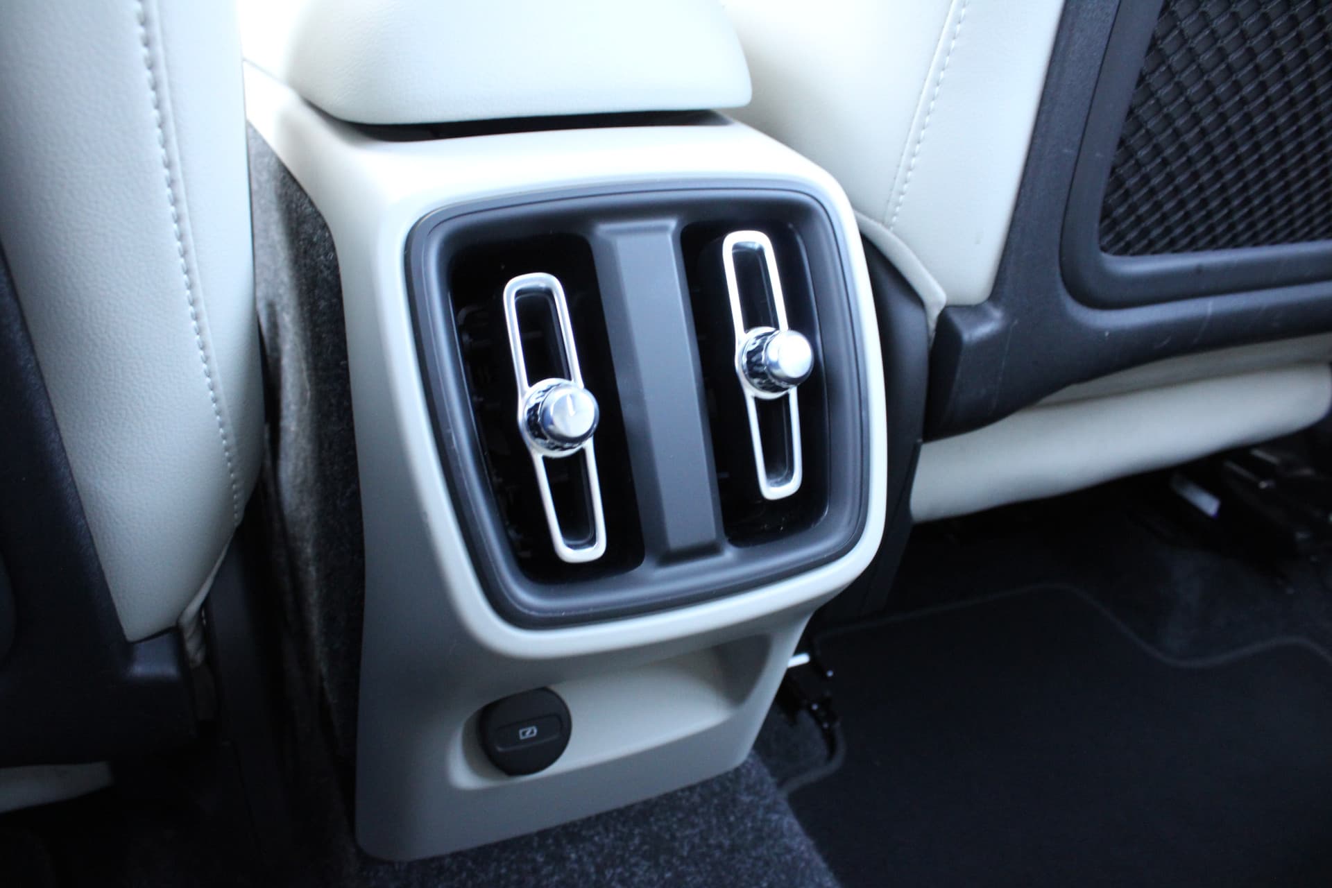 Volvo XC40 T2 Automaat Business Pro thumbnail 15