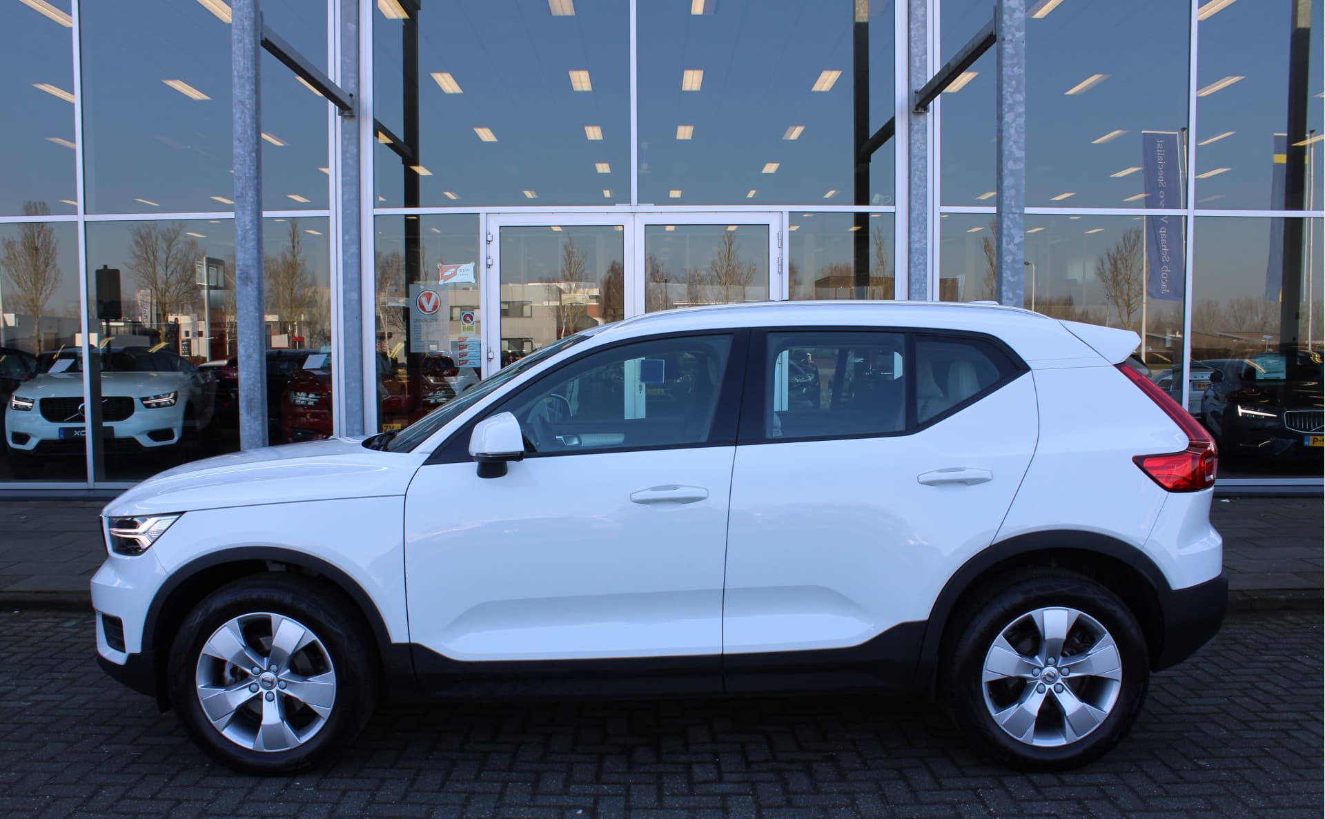Volvo XC40 T2 Automaat Business Pro thumbnail 32