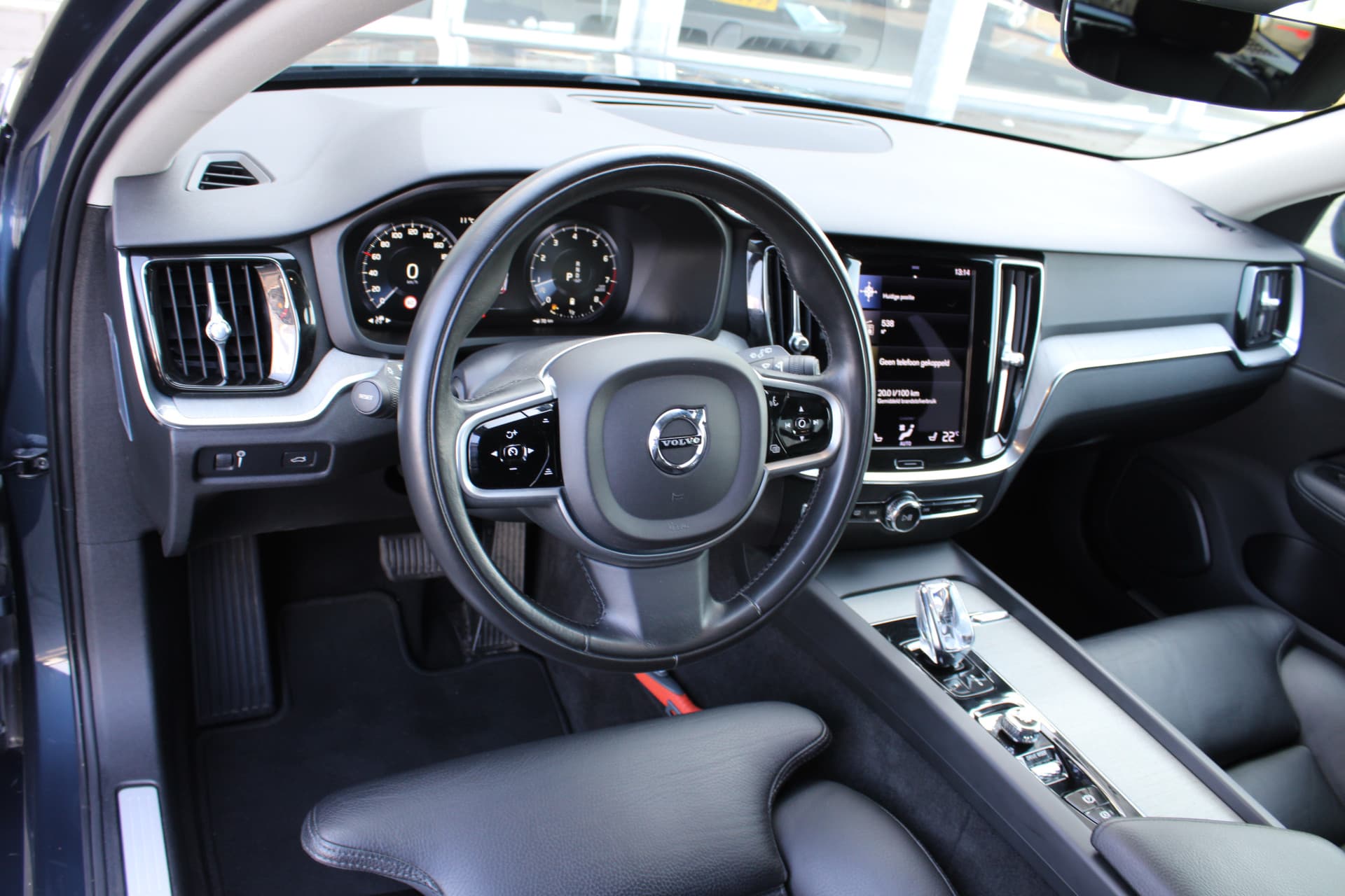 Volvo V60 B3 INSCRIPTION thumbnail 13