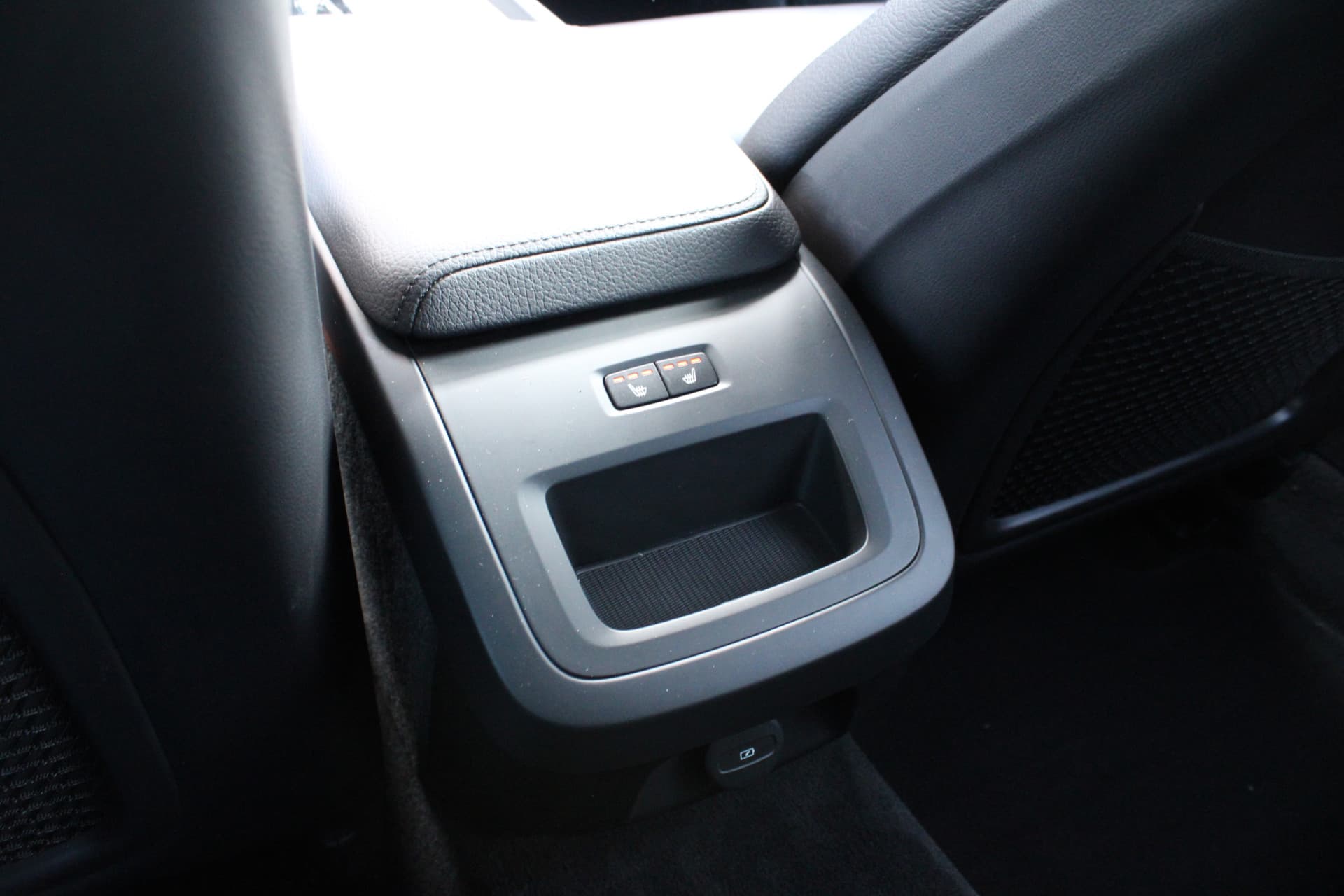 Volvo V60 B3 INSCRIPTION thumbnail 17