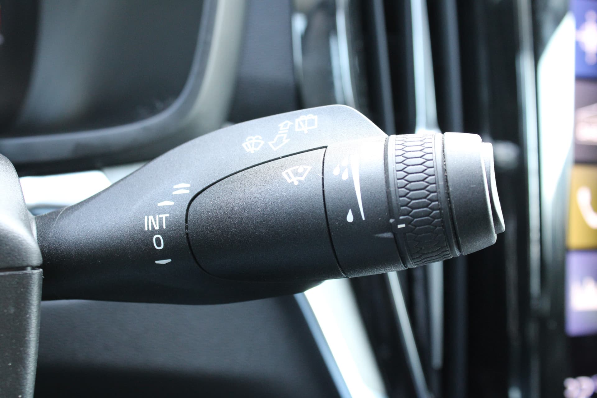 Volvo V60 B3 INSCRIPTION thumbnail 26