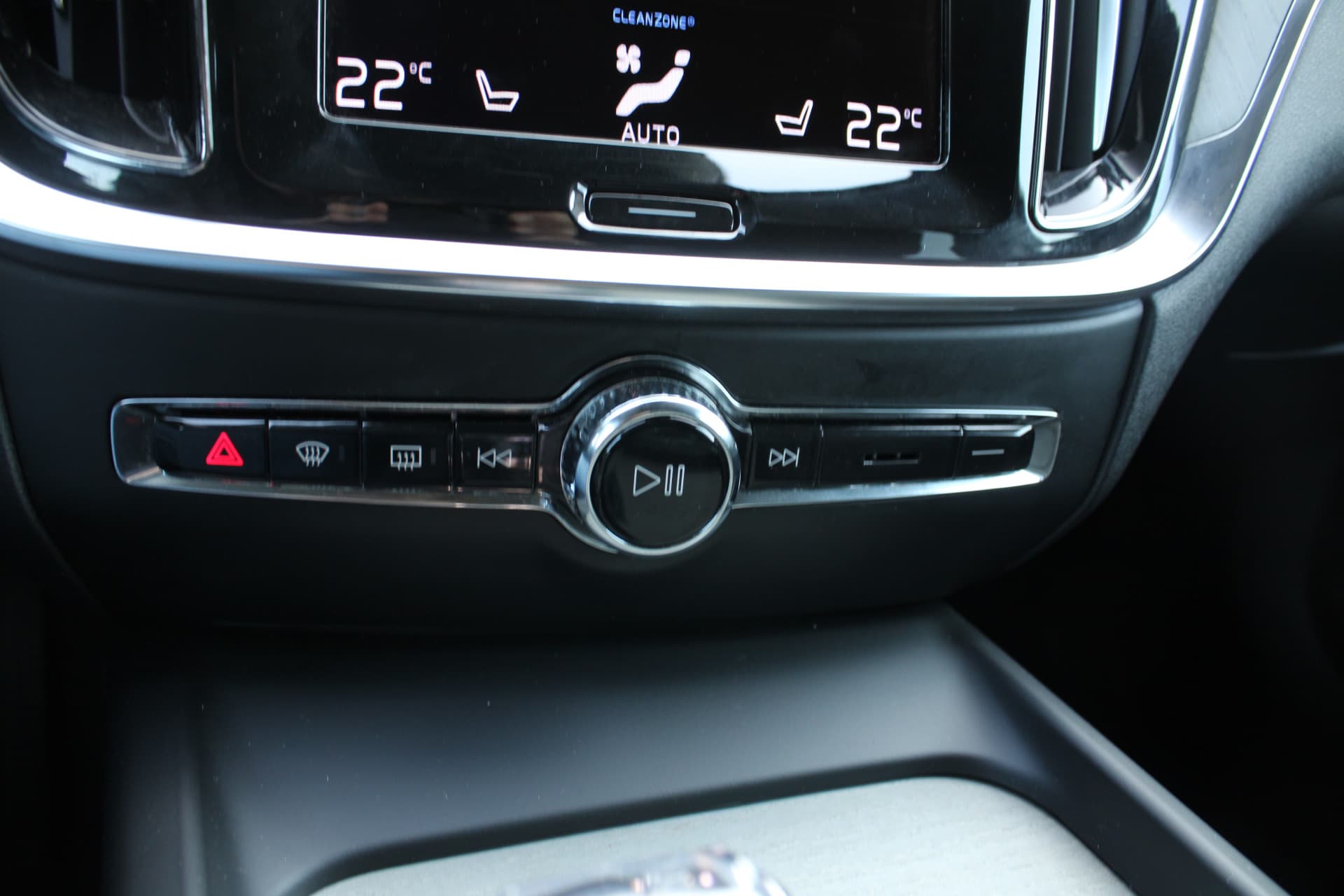 Volvo V60 B3 INSCRIPTION thumbnail 28