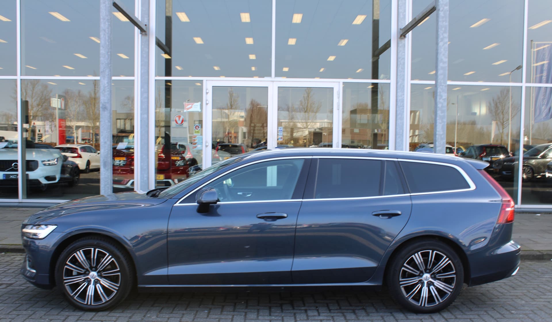 Volvo V60 B3 INSCRIPTION thumbnail 32