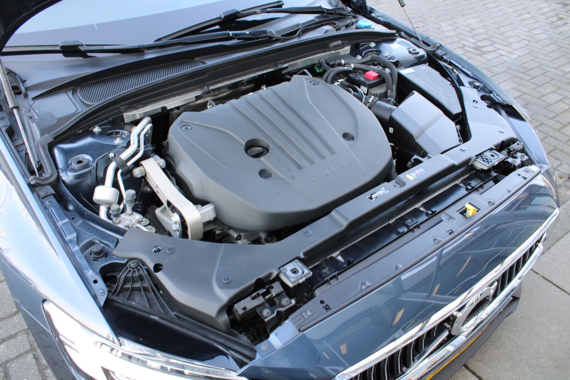 Volvo V60 B3 INSCRIPTION thumbnail 36