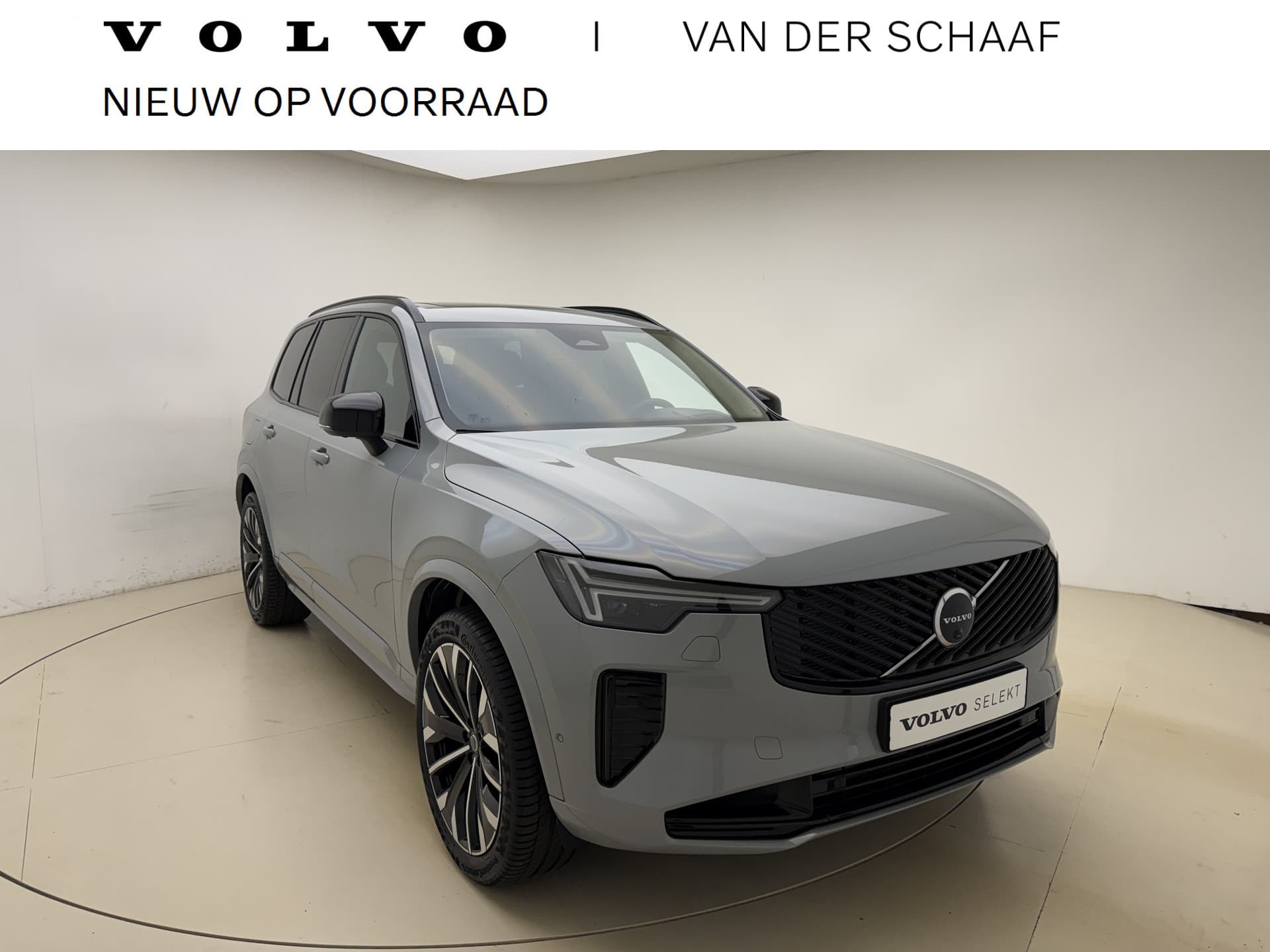 Volvo XC90 T8 455pk AWD Ultra Dark / €7500,- voordeel korting / NIEUW / DIRECT LEVERBAAR / MY26 / Luchtvering / El. Trekhaak / Getint glas /