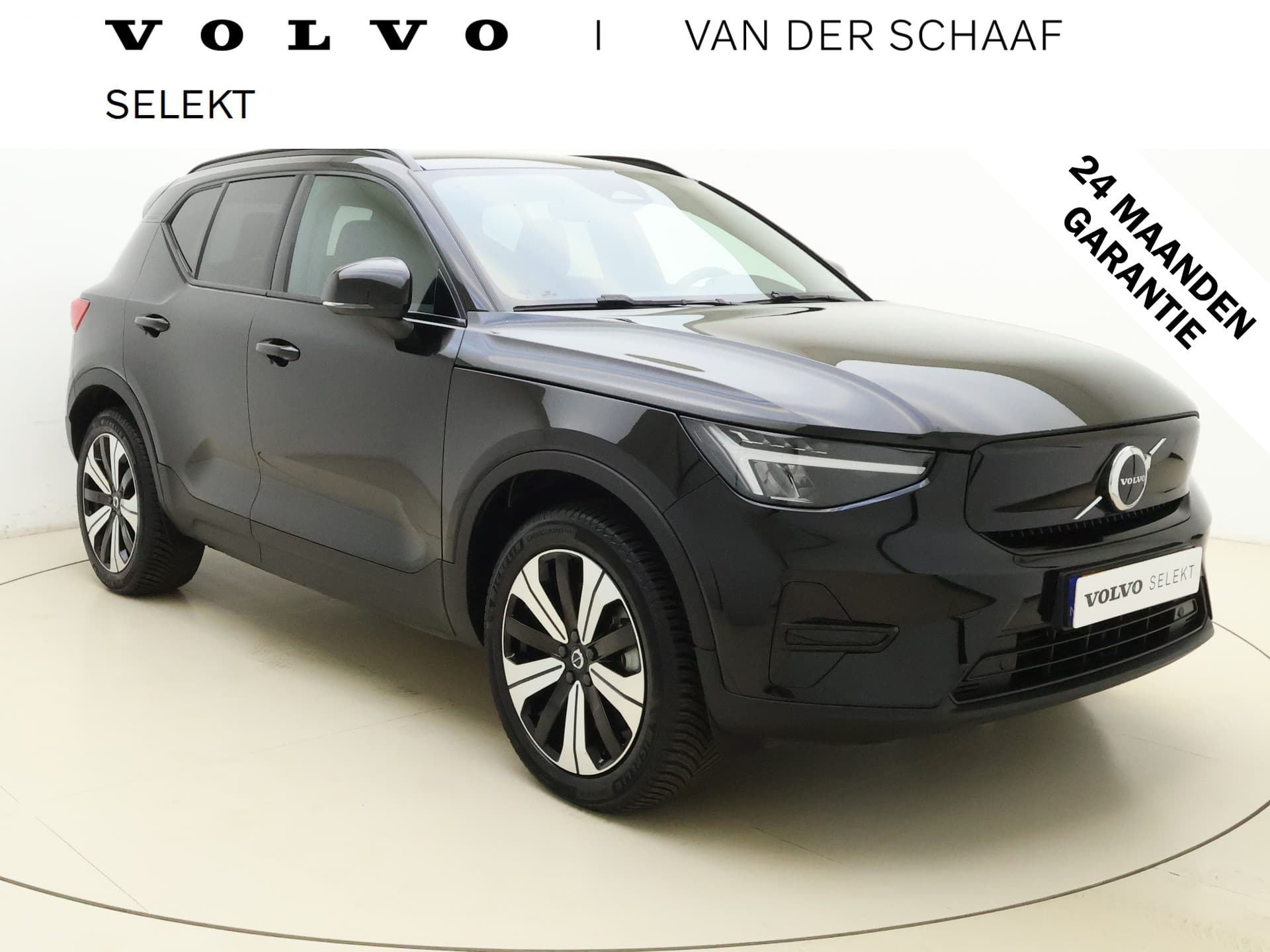 Volvo XC40 Twin 408pk Plus / Nubuck / Getint glas / Trekhaak / All Season / PDC + Camera / Stoel + Stuurw. Verwarming / Keyless / El. Achterklep / Warmtepomp /