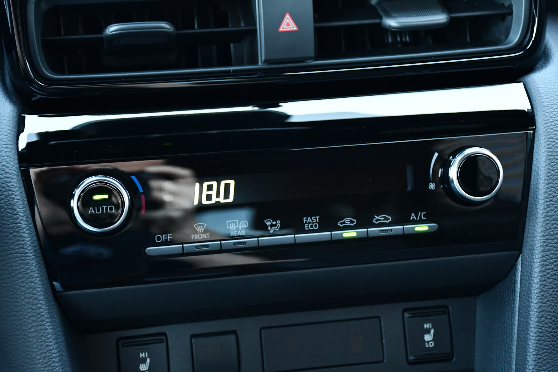 Toyota Yaris Cross 1.5 Hybrid 115 Dynamic Automaat 116pk thumbnail 12