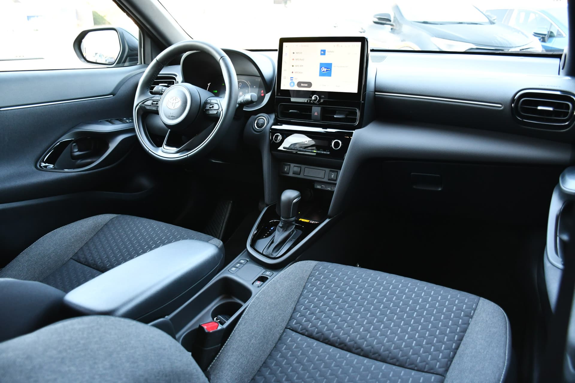 Toyota Yaris Cross 1.5 Hybrid 115 Dynamic Automaat 116pk thumbnail 19