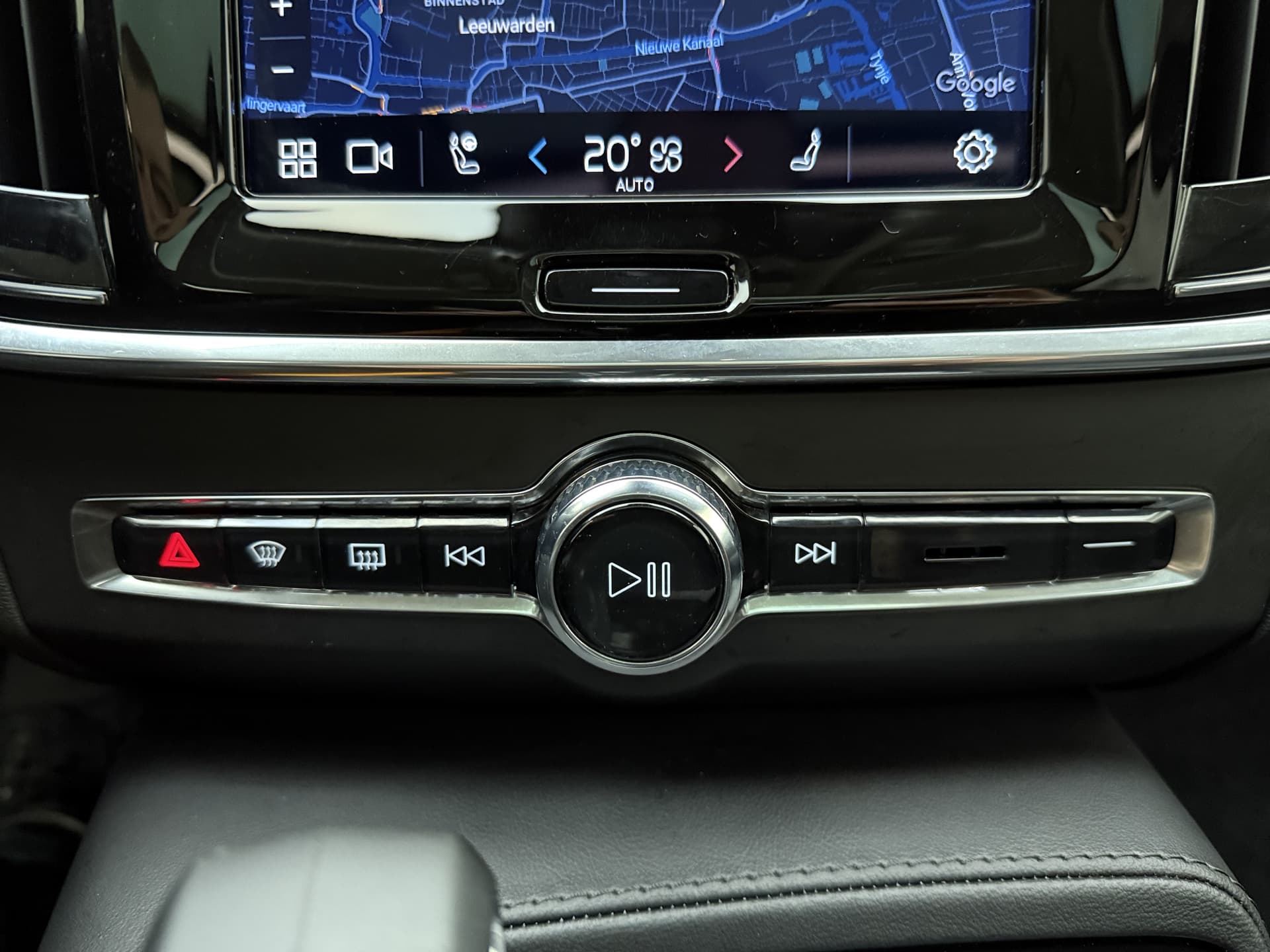 Volvo V90 T8 AWD 455pk Ultra Dark Panorama dak / HUD / 360 camera / Stoel/- stuurverwarming / thumbnail 17