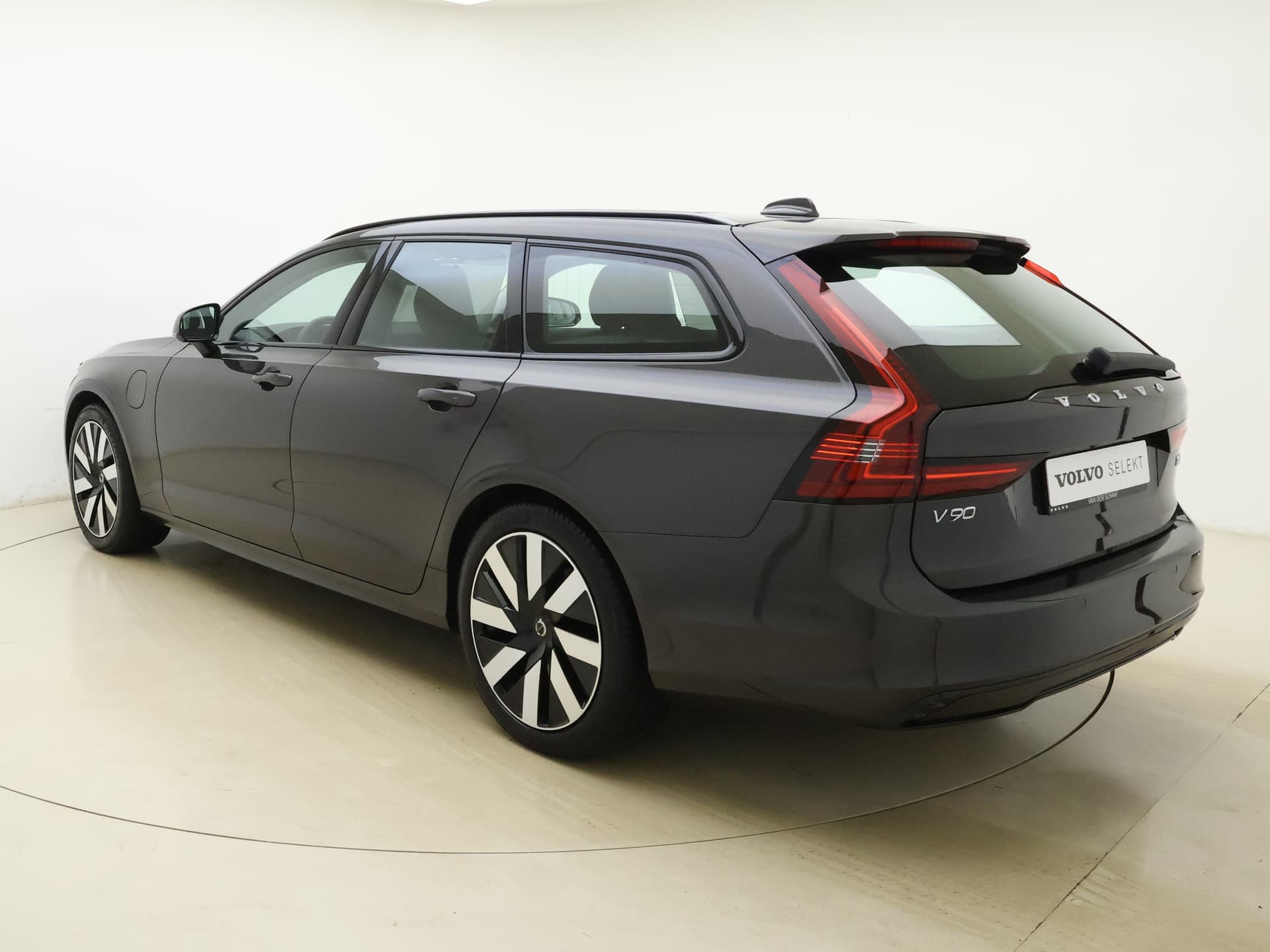 Volvo V90 T8 AWD 455pk Ultra Dark Panorama dak / HUD / 360 camera / Stoel/- stuurverwarming / thumbnail 19