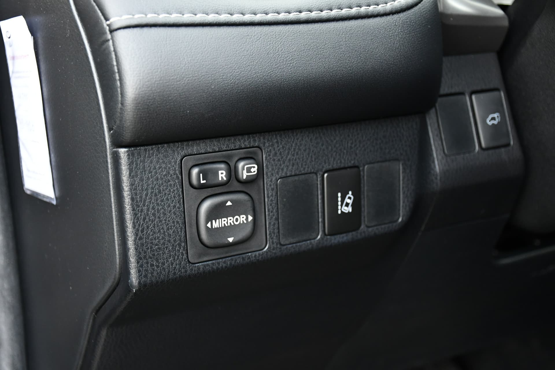 Toyota RAV4 2.5 Hybrid AWD Executive Business Automaat 197pk thumbnail 18