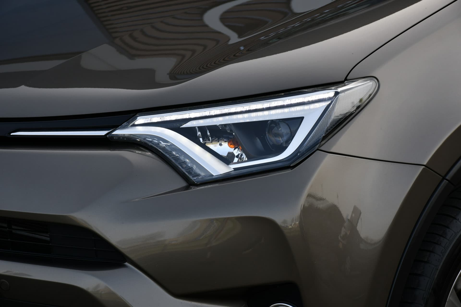 Toyota RAV4 2.5 Hybrid AWD Executive Business Automaat 197pk thumbnail 19