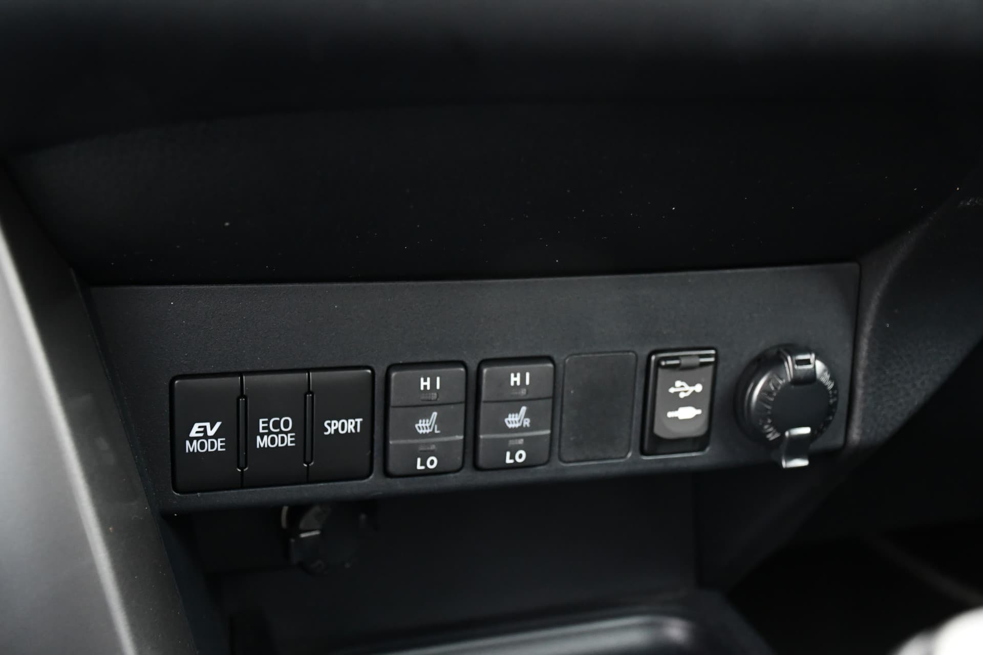 Toyota RAV4 2.5 Hybrid AWD Executive Business Automaat 197pk thumbnail 21