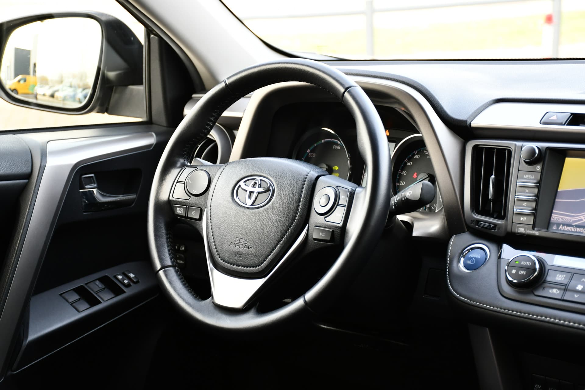 Toyota RAV4 2.5 Hybrid AWD Executive Business Automaat 197pk thumbnail 31