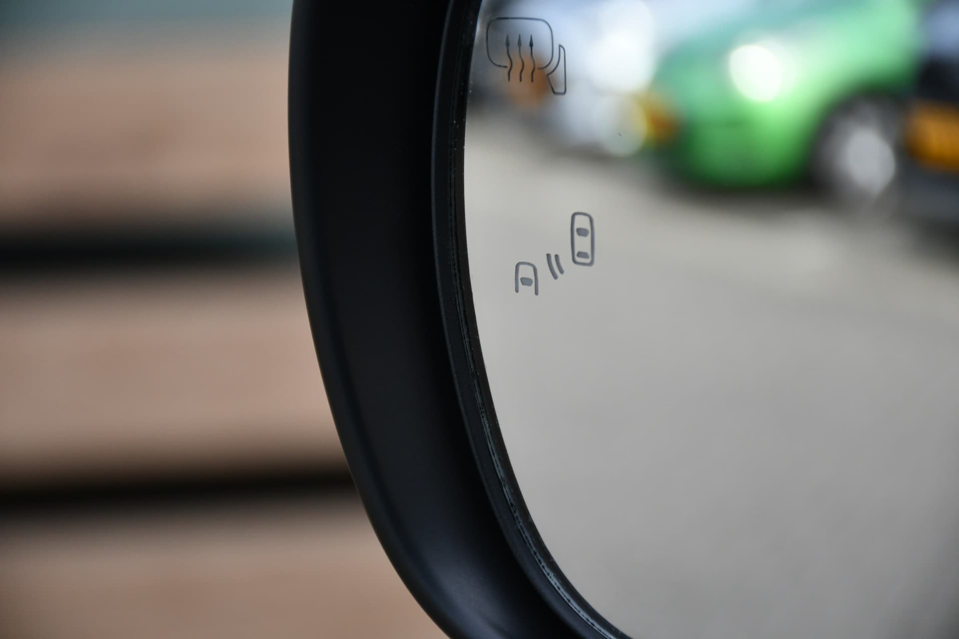 Toyota Urban Cruiser Executive 61 kWh Automaat 174pk thumbnail 15